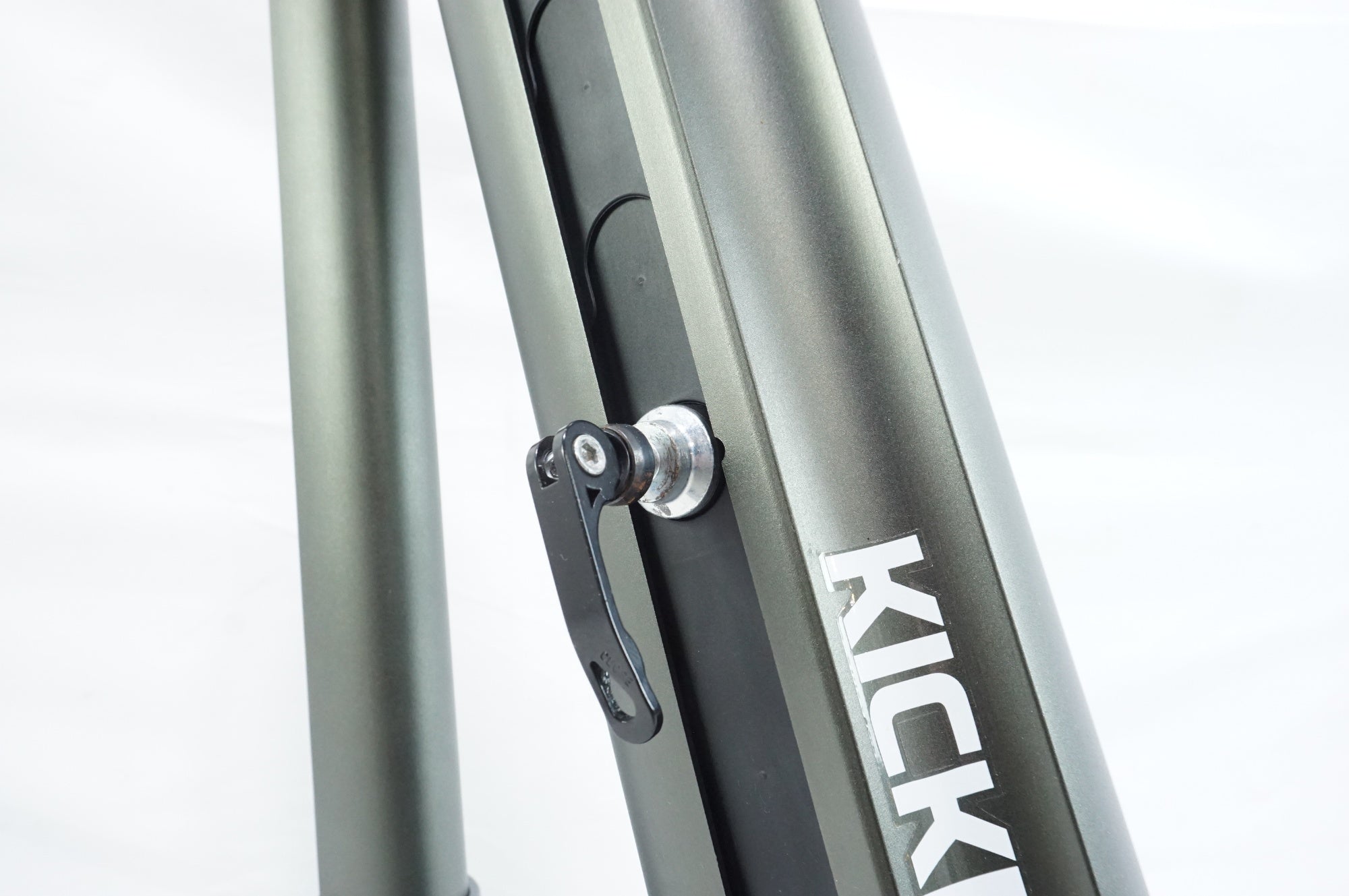 WAHOO 「ワフー」 KICKR CLIMB WF122 インドアグレードシミュレーター / 中目黒店