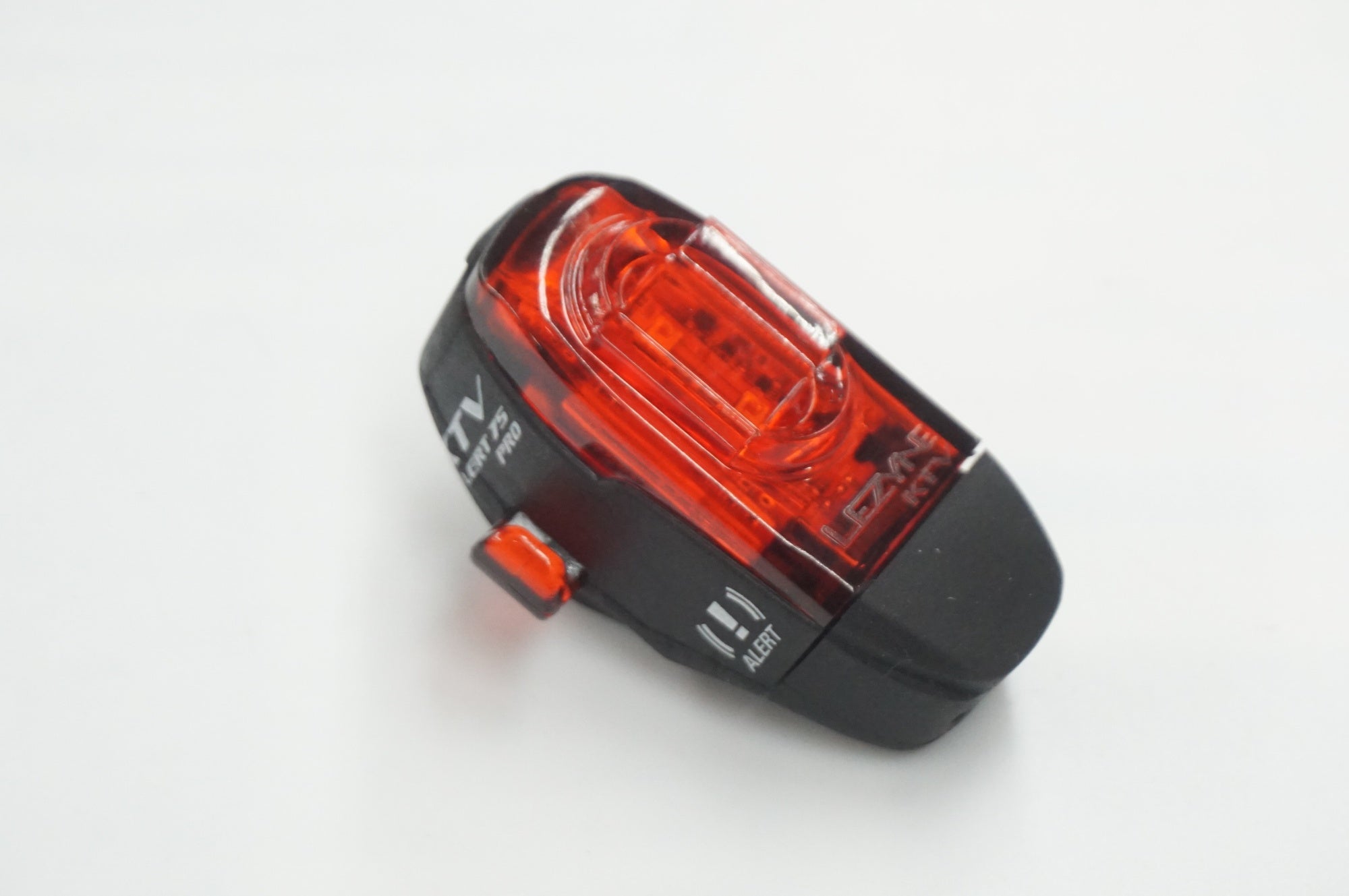 LEZYNE 「レザイン」 KTV ALERT 75 PRO リアライト / 福岡店