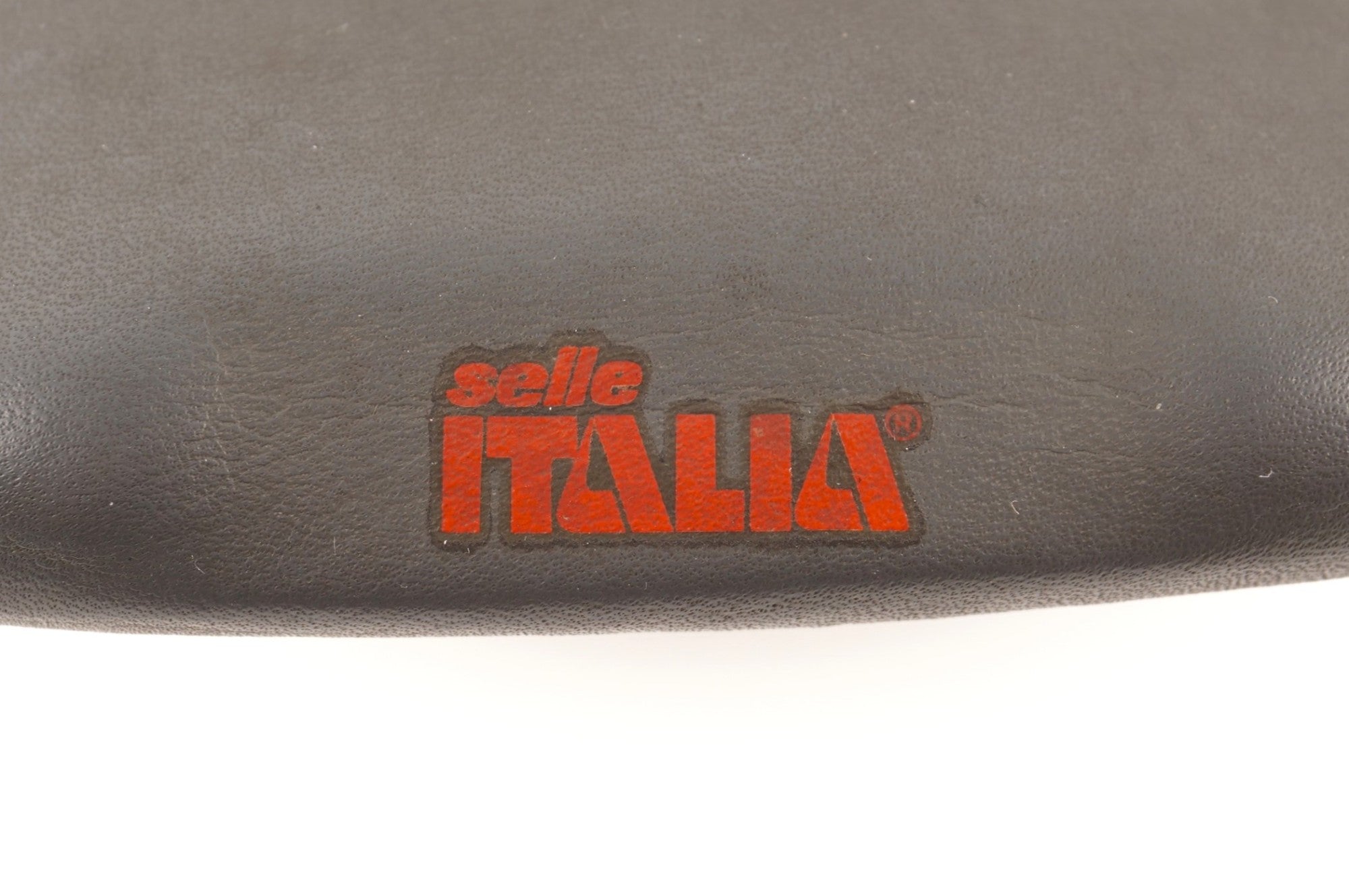 SELLE ITALIA 「セライタリア」 FLITE CARBON サドル / 中目黒店