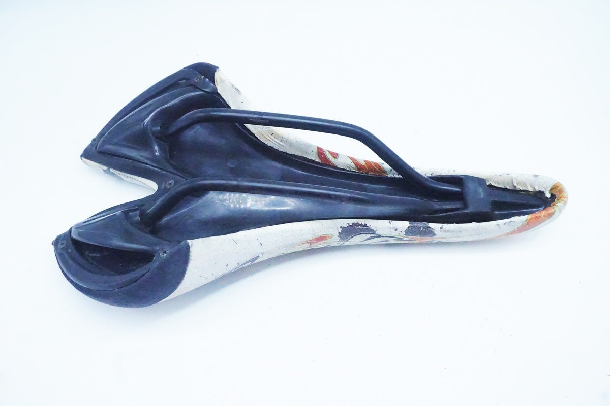 SELLE ITALIA「セライタリア」 TROY LEE DESIGNES サドル/ 京都西院店