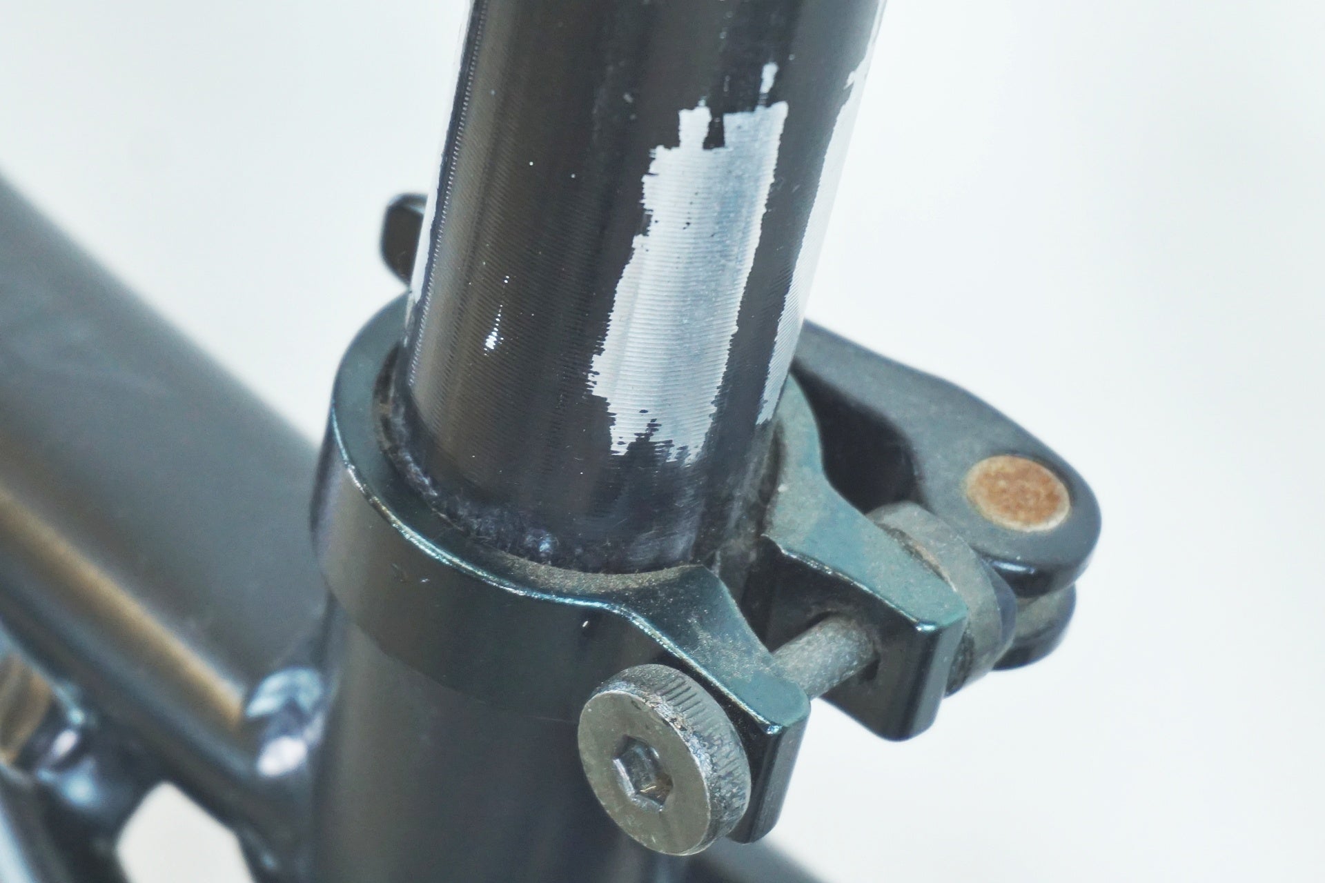 GT 「ジーティー」 AVALANCHE EXPERT 27.5" V2 2023年モデル マウンテンバイク / 有明ガーデン店