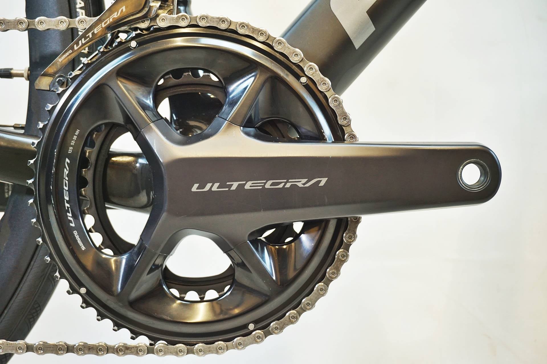 FOCUS 「フォーカス」 IZALCO MAX DISC 9 2022年モデル ロードバイク / 有明ガーデン店