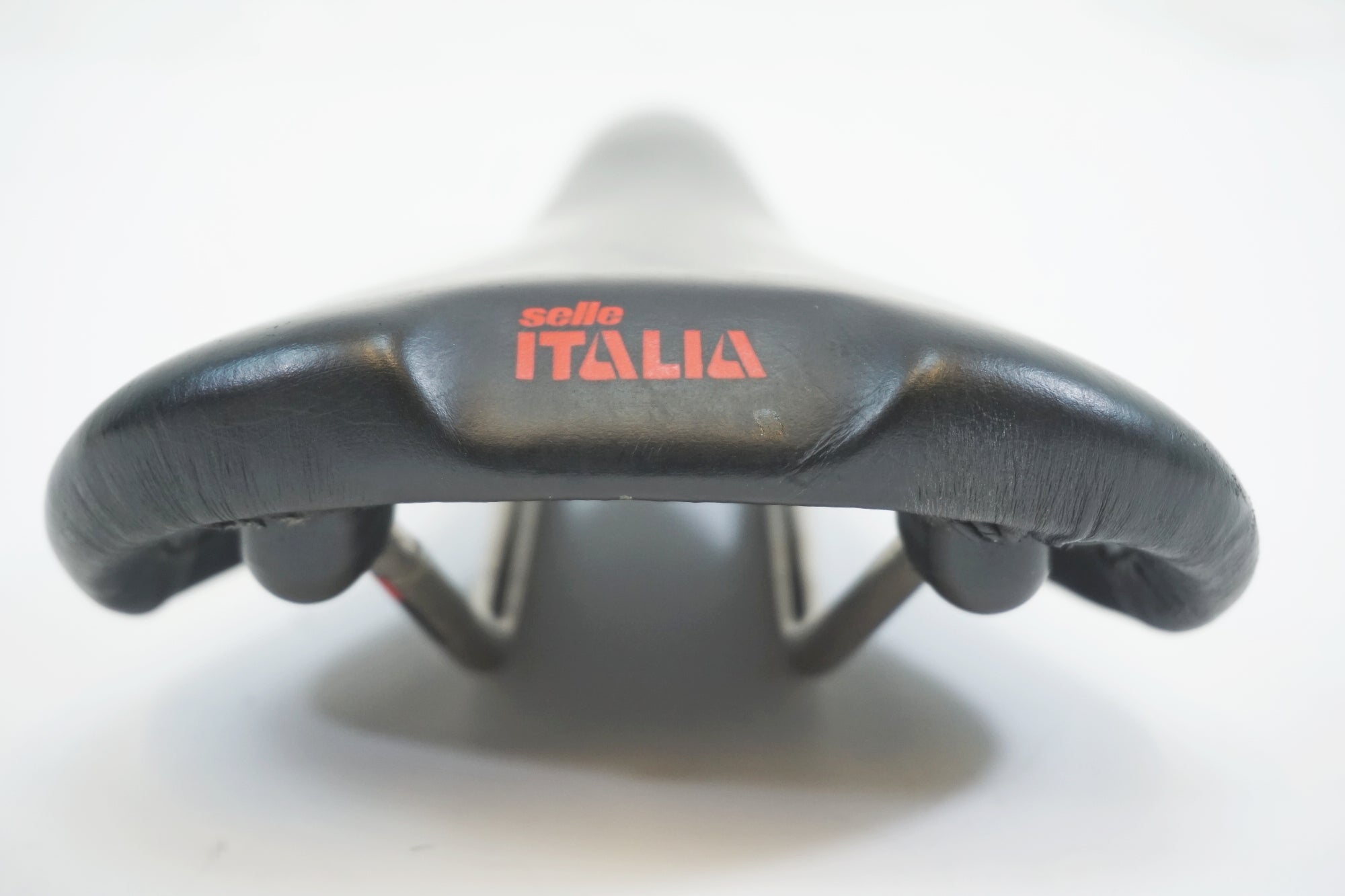 SELLE ITALIA 「セライタリア」 FLITE TITANIUM サドル / 有明ガーデン店