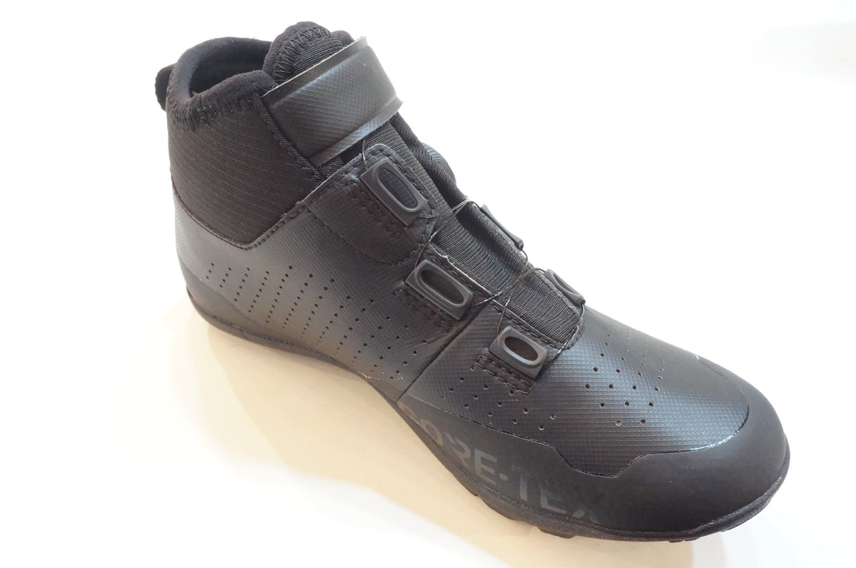 FIZIK 「フィジーク」 TERRA ARTICA GTX 25.0cm シューズ / 浦和ベース