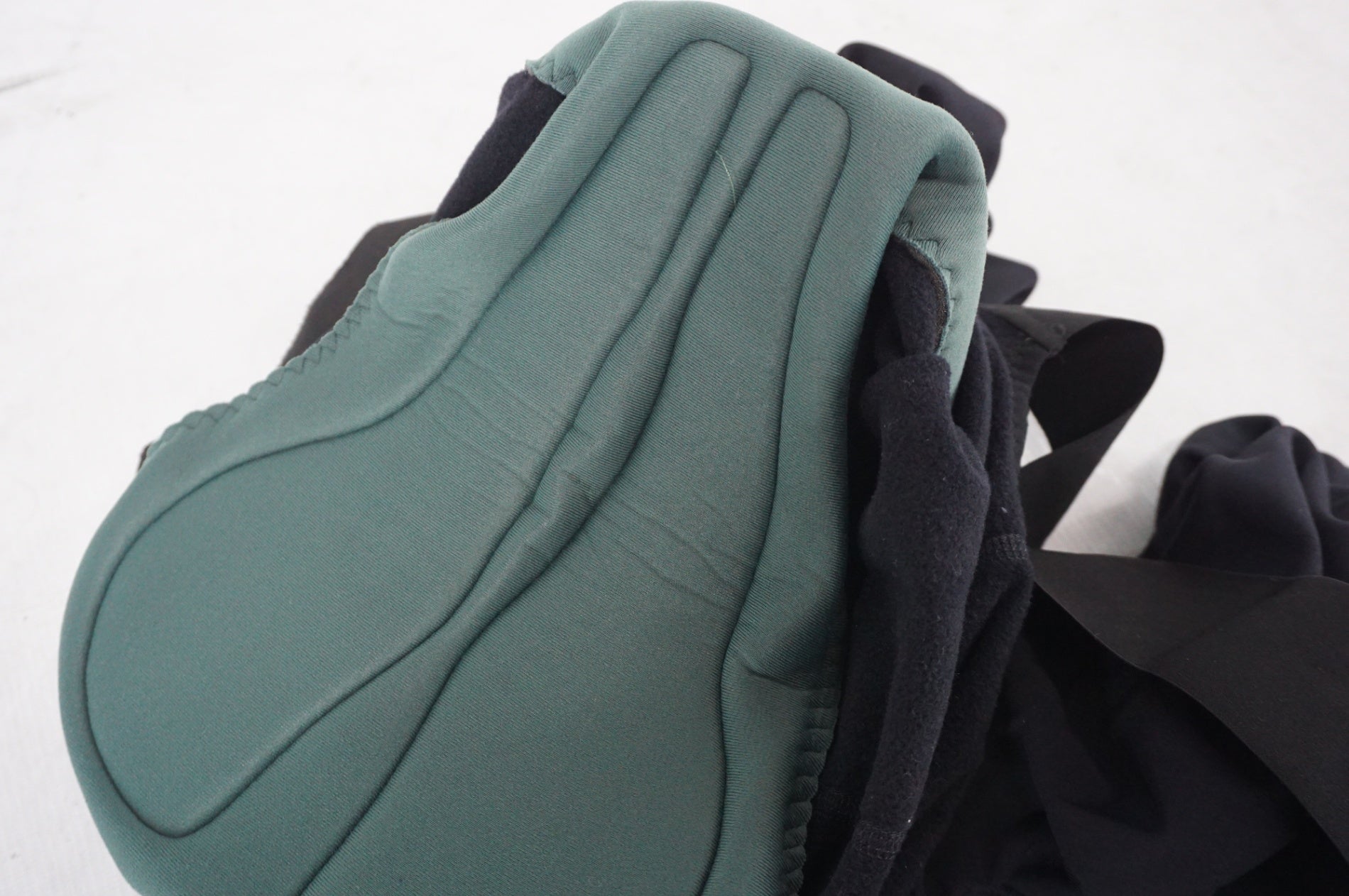 VELOCIO 「ヴェロシオ」 Mサイズ ビブタイツ / 阪急塚口店