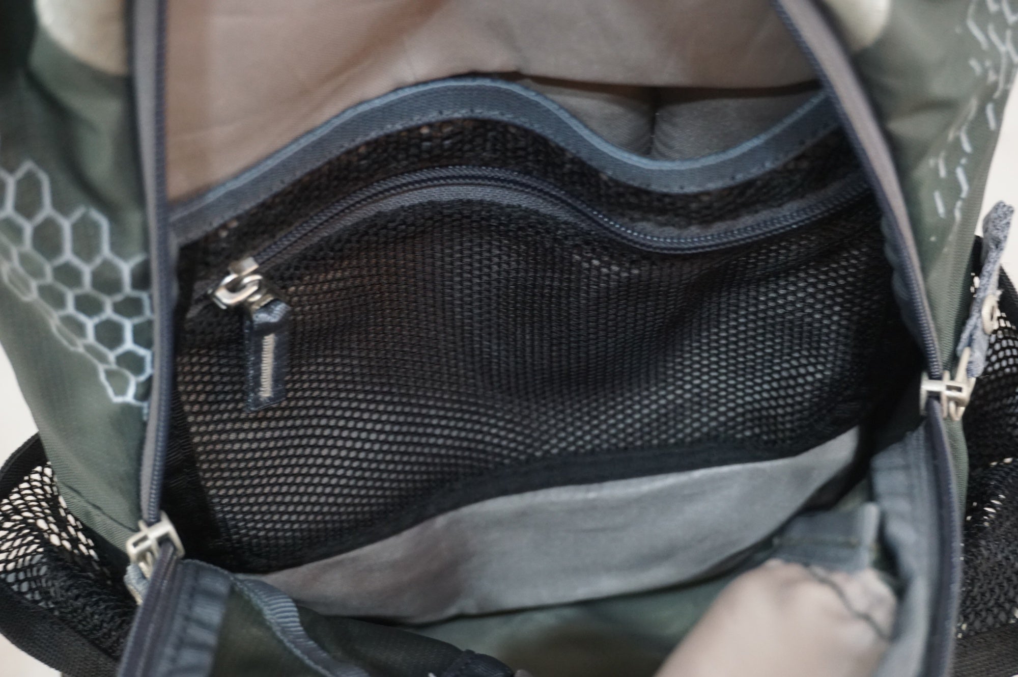 DEUTER 「ドイター」 RACE X バックパック / 浦和ベース