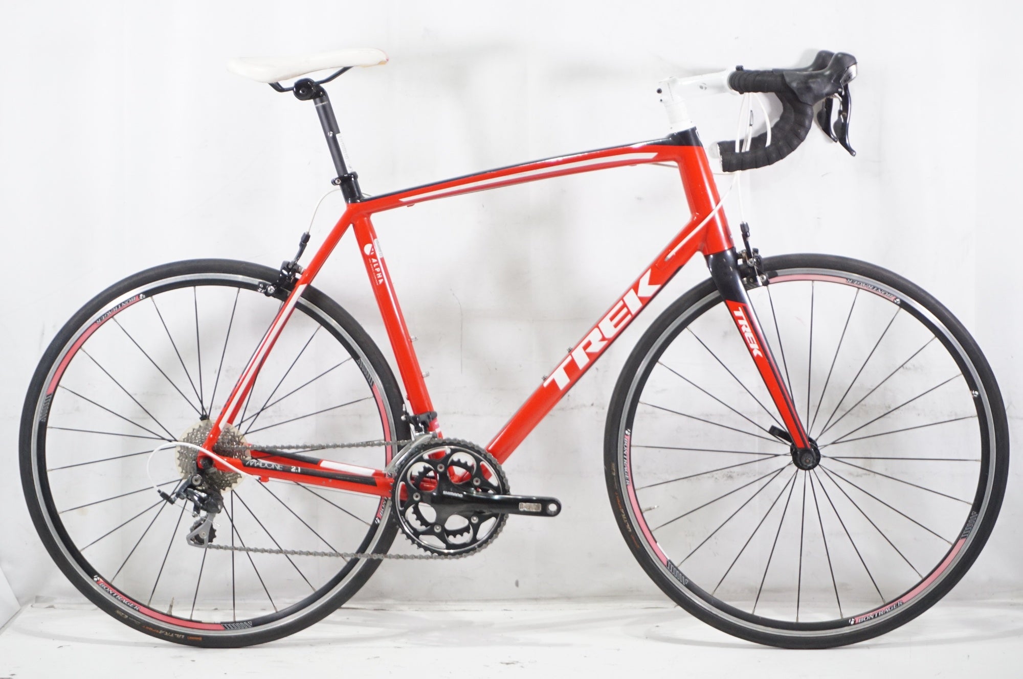 口コミ・レビューで人気商品を探そう 「トレック」 TREK MADONE ロードバイク 2013年モデル 2.1 自転車本体