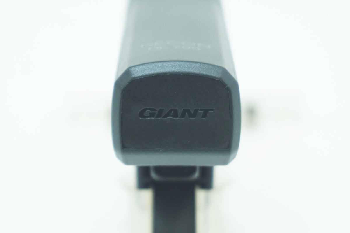 GIANT 「ジャイアント」 RECON HL 700 フロントライト / 大阪美原北インター店