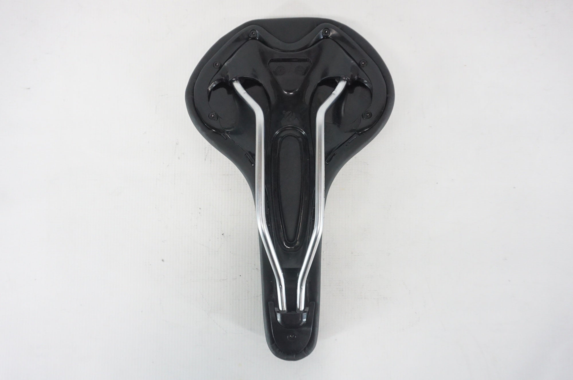 NOGUCHI 「ノグチ」 VL-4333 スポーツ車用 サドル / 阪急塚口店