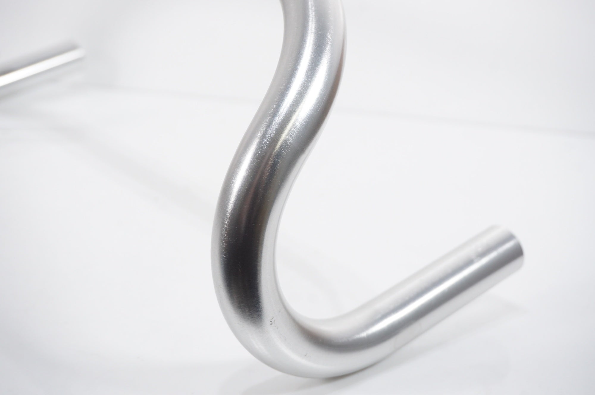 NITTO 「ニットー」 Neat Mod185 φ26.0 400mm ハンドル / AKIBA店