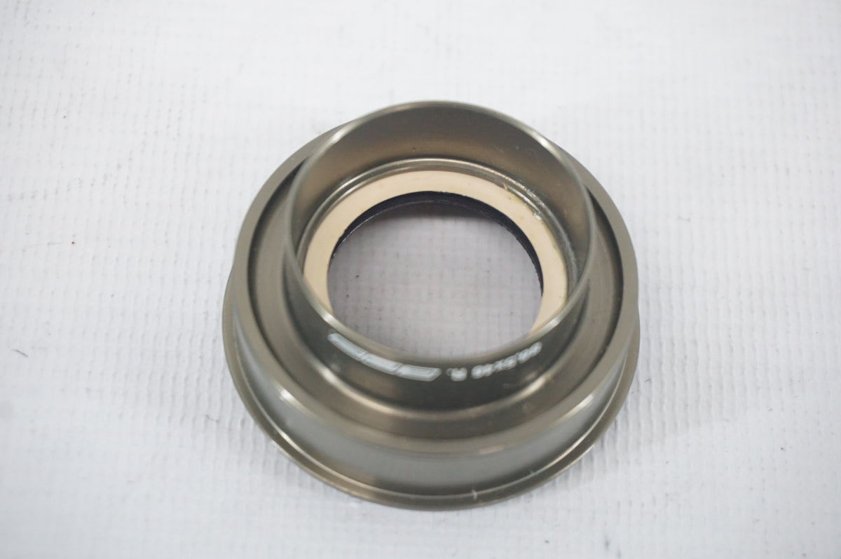 CAMPAGNOLO 「カンパニョーロ」 IC13-PT46 BB30アダプタ/ 阪急塚口店