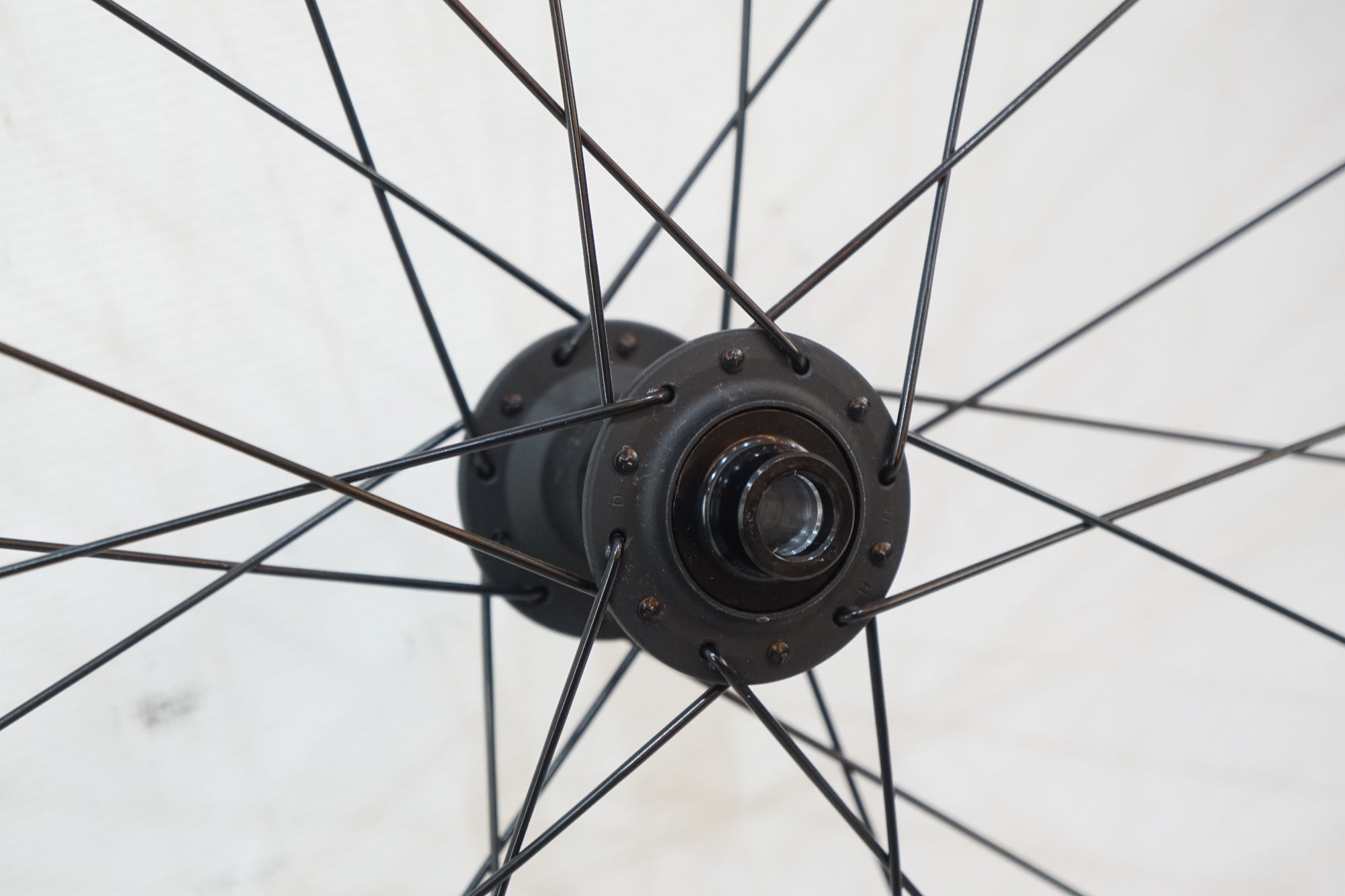 BONTRAGER 「ボントレガー」 PARADIGM COMP25 シマノ11速 622×25C ホイールセット / バイチャリ浦和ベース