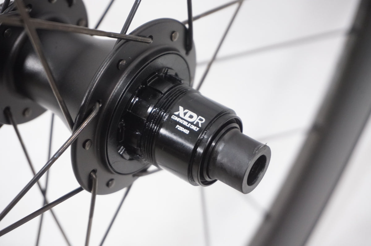 ZIPP 「ジップ」 404 FIRECREST DISC SRAM XDR ホイールセット / AKIBA店