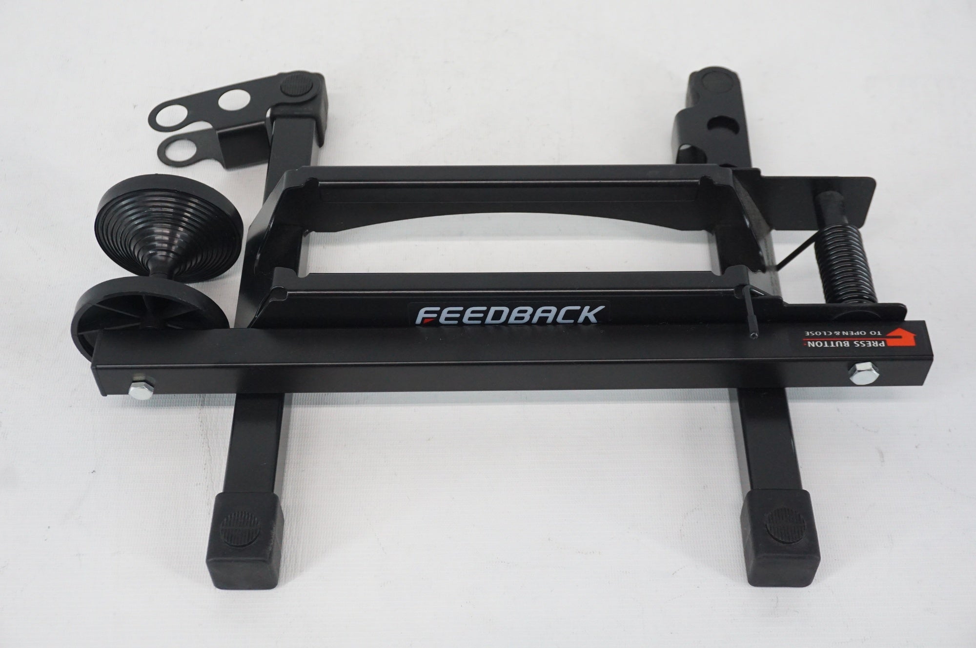 FEEDBACK SPORTS 「フィードバックスポーツ」 スタンド / 阪急塚口店