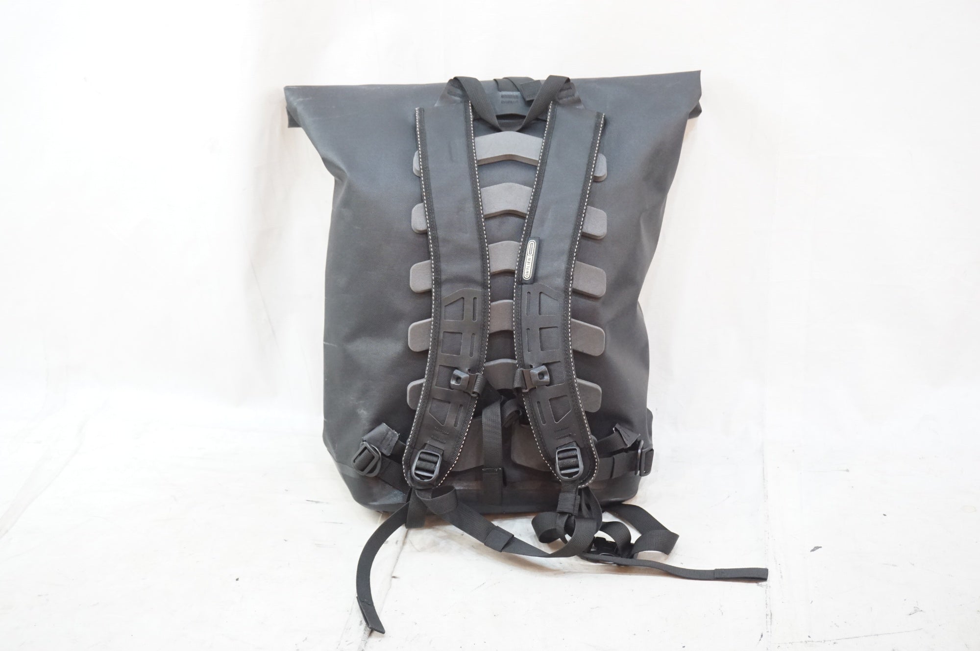 ORTLIEB 「オルトリーブ」 COMMUTER DAYPACK 27 / 浦和ベース