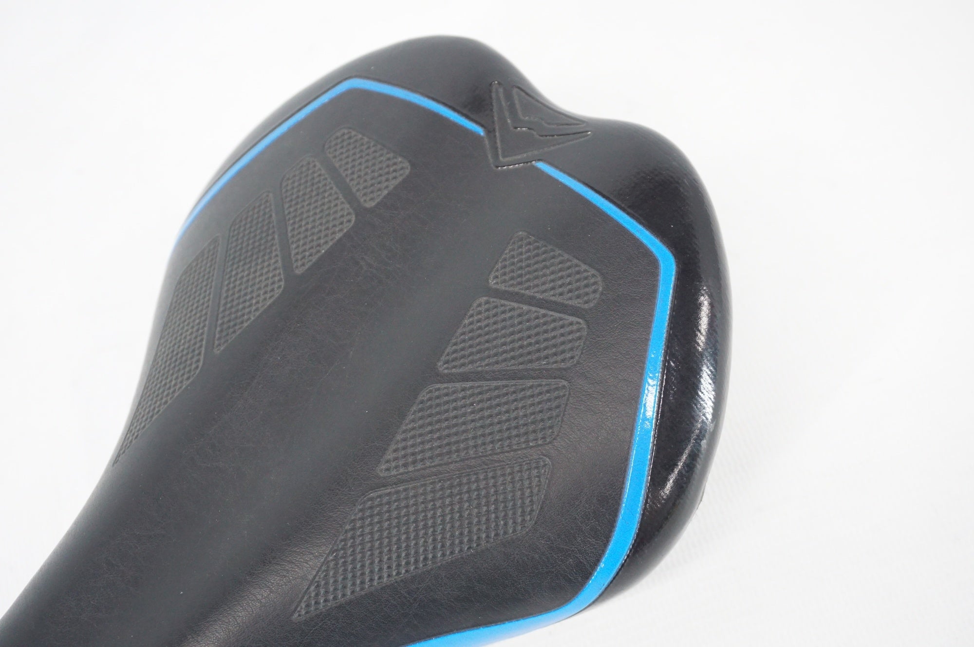 DDK 「ディーディーケー」 MERIDA サドル / 阪急塚口店