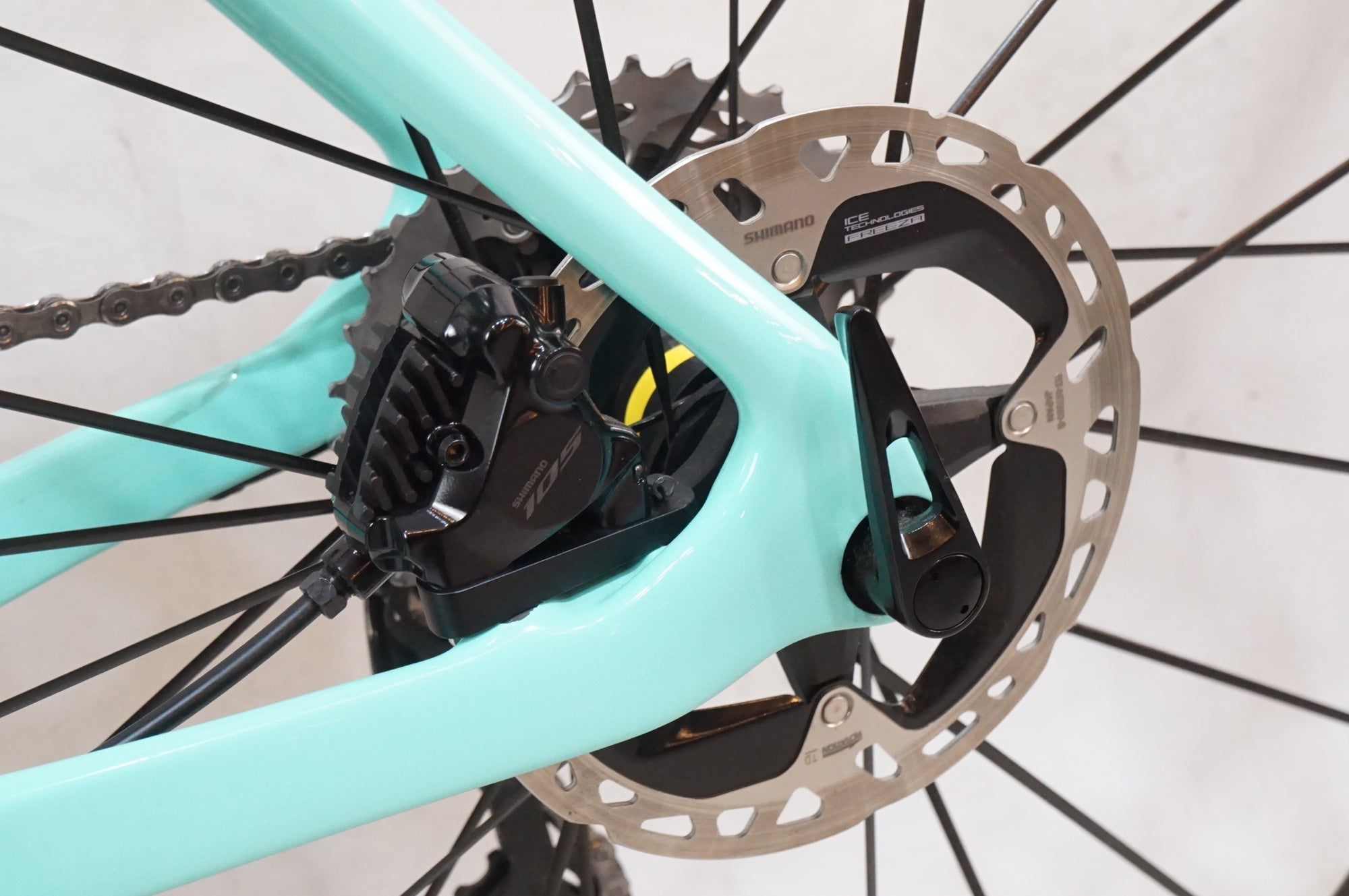 BIANCHI 「ビアンキ」 OLTRE XR3 105 DISC 2021年モデル カスタム ロードバイク / バイチャリ浦和ベース