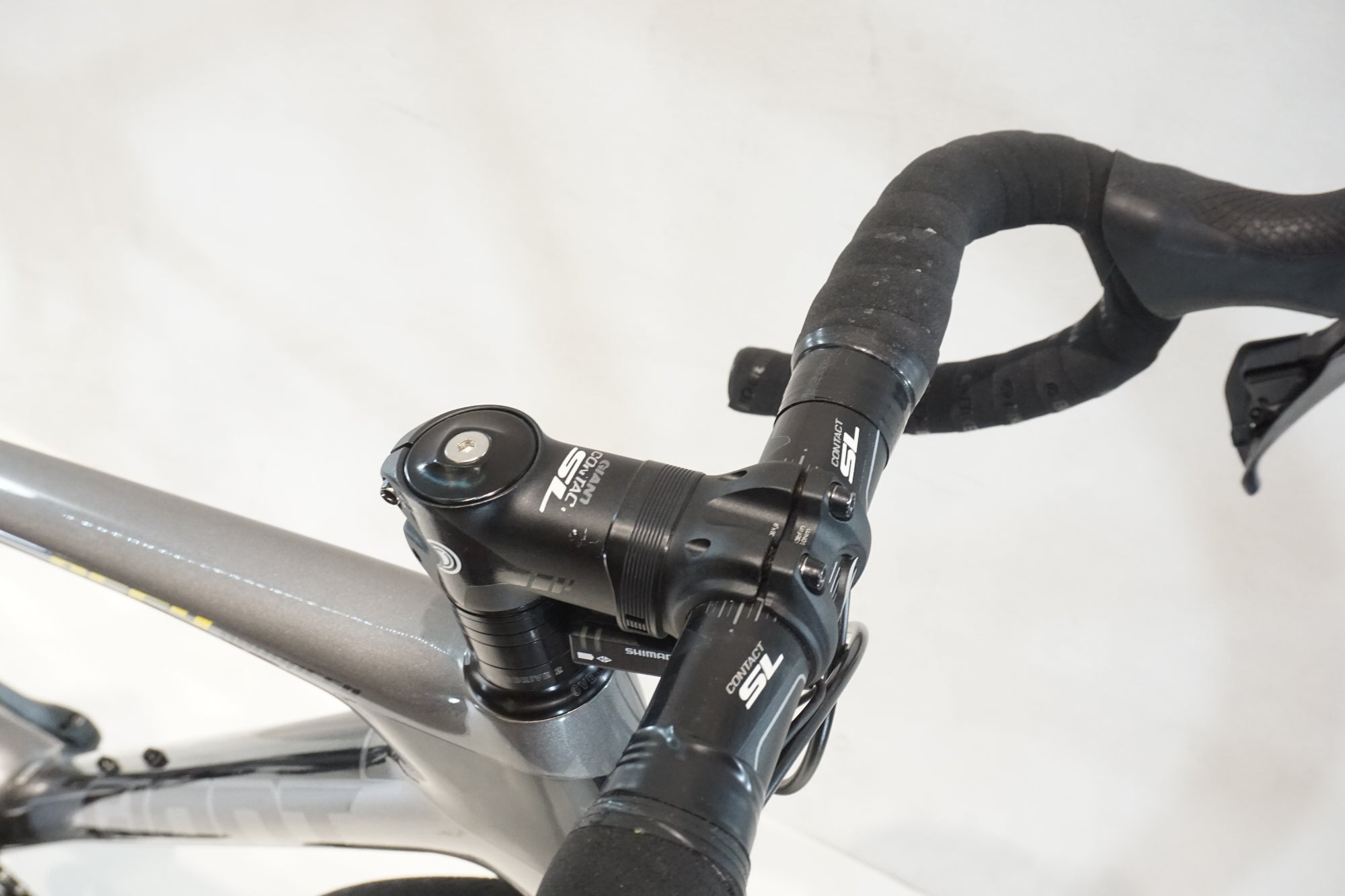 GIANT 「ジャイアント」 DEFY ADVANCED PRO 1 2016年モデル ロードバイク / 横浜戸塚店