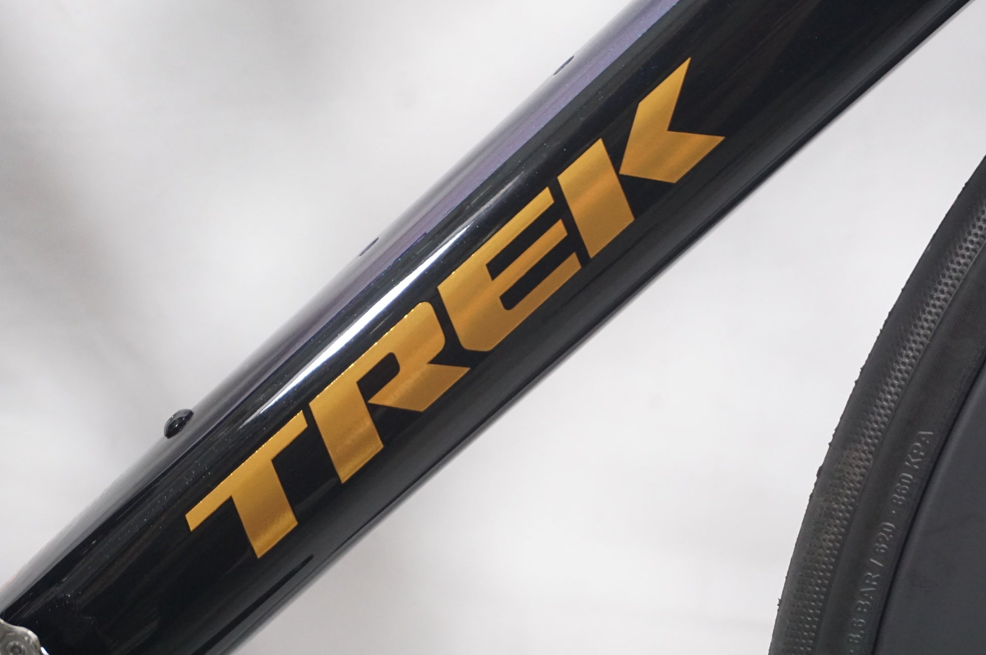 TREK 「トレック」 MADONE SL 7 (GEN 8) 2025年モデル ロードバイク / AKIBA店