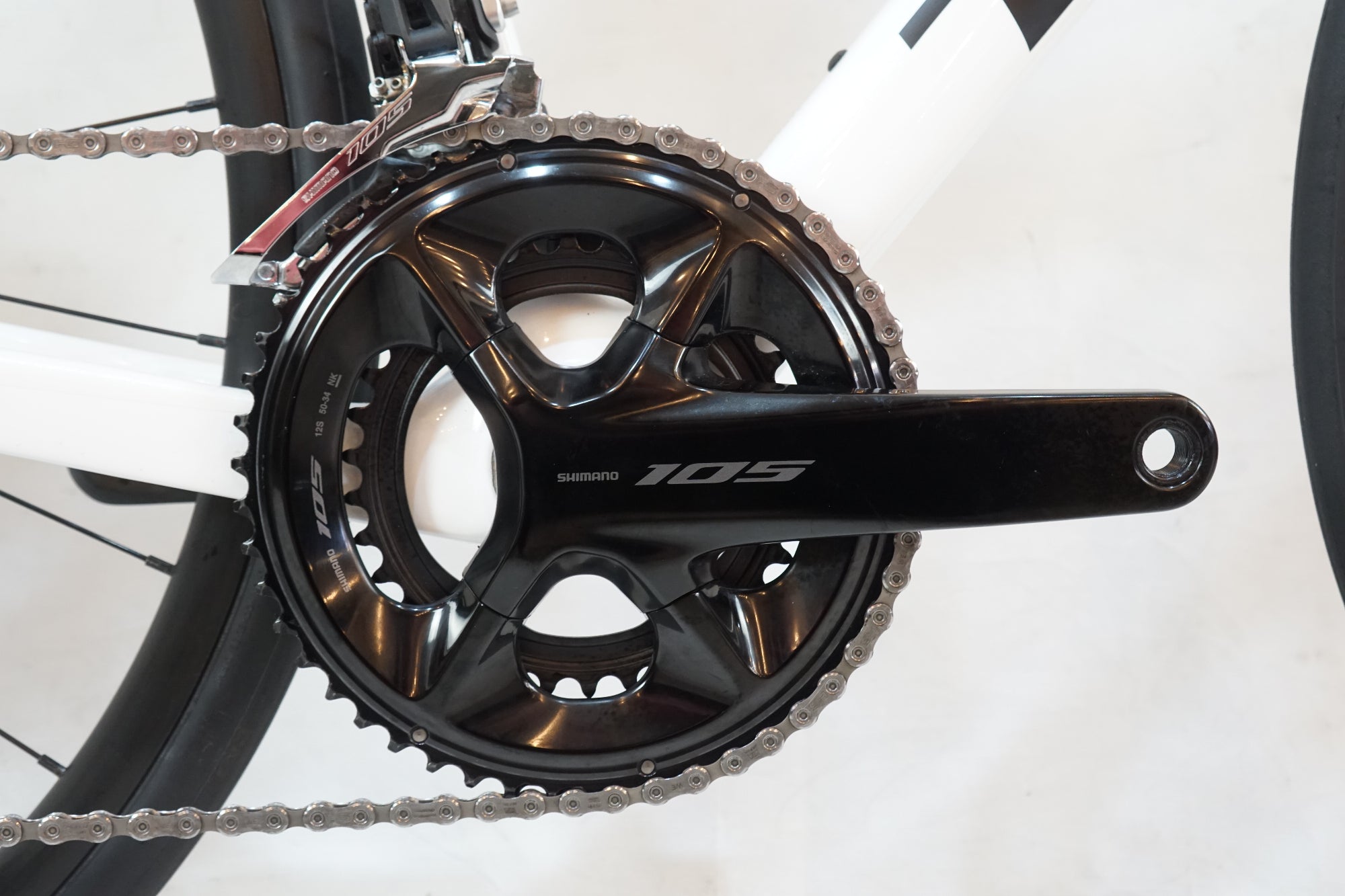 TREK 「トレック」 MADONE SL5 GEN8 2025年モデル ロードバイク / バイチャリ浦和ベース