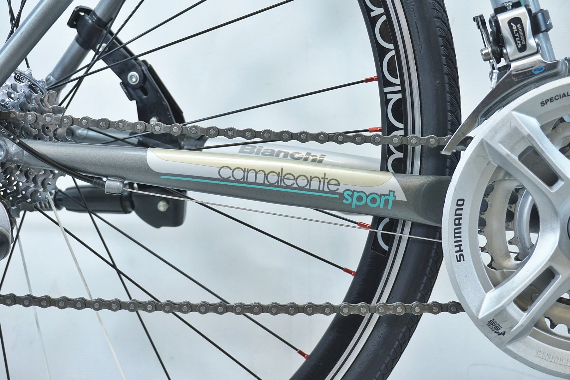 BIANCHI 「ビアンキ」 CAMALEONTE SPORT DUE 2013年モデル クロスバイク / 有明ガーデン店