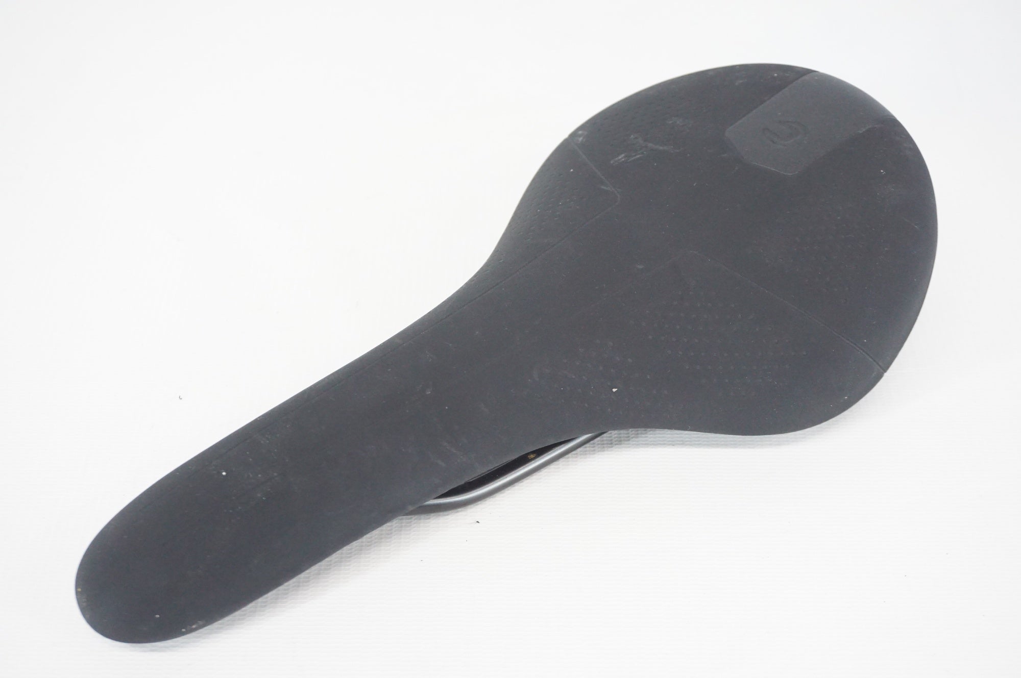 SELLE ROYAL 「セラロイヤル」 CANNONDALE サドル / 阪急塚口店