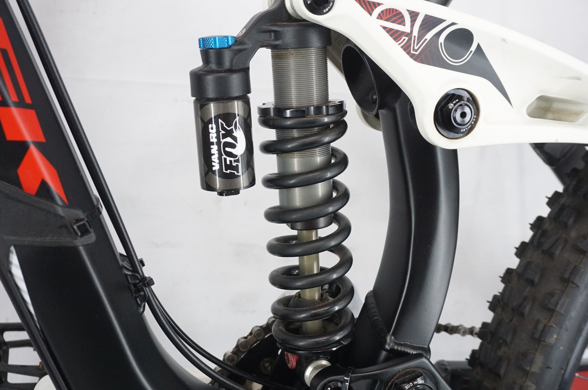 TREK 「トレック」 SESSION 8 2011年モデル マウンテンバイク / 阪急塚口店