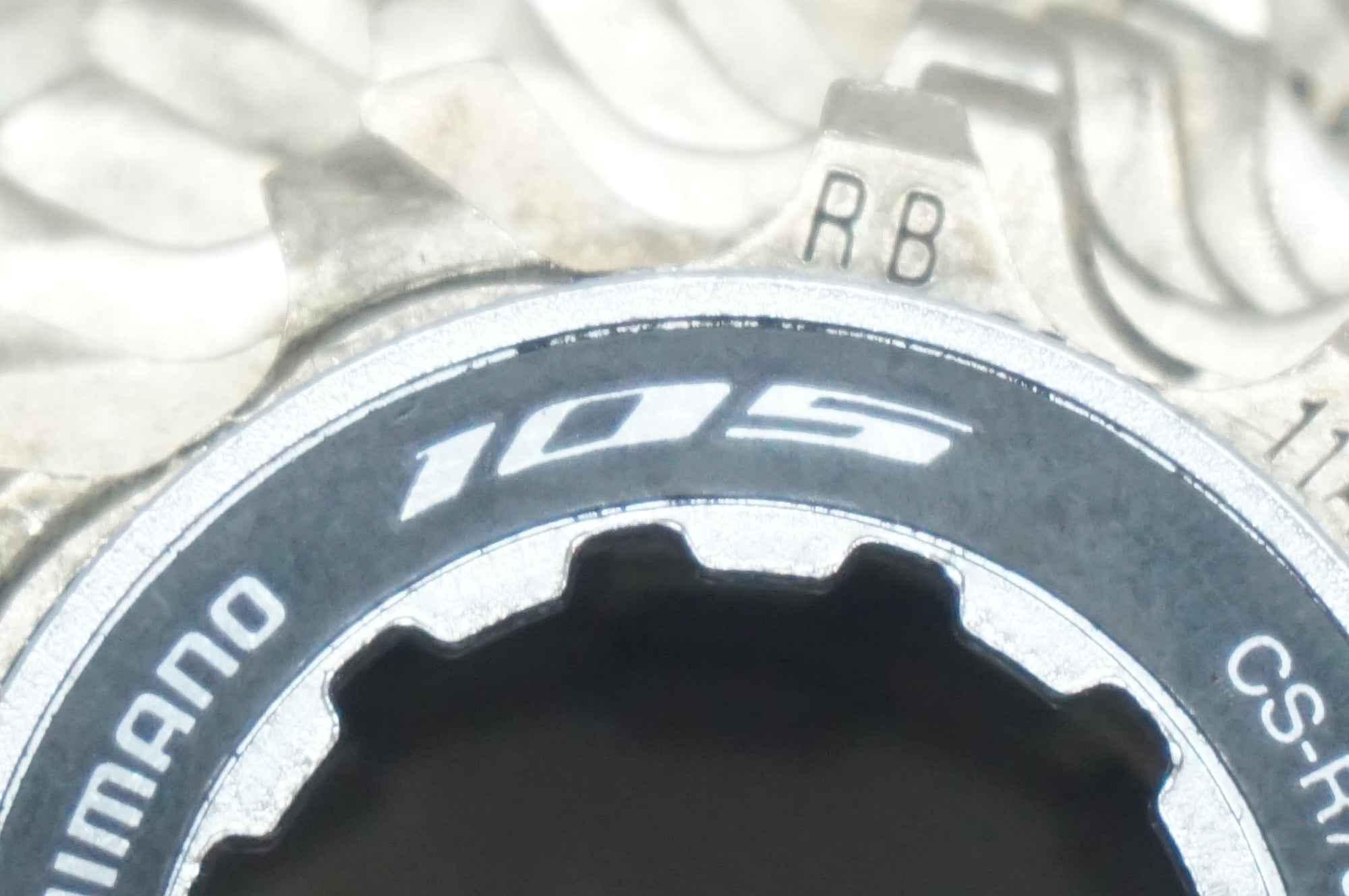 SHIMANO 「シマノ」 105 CS-R7000 11-30T スプロケット / 福岡店