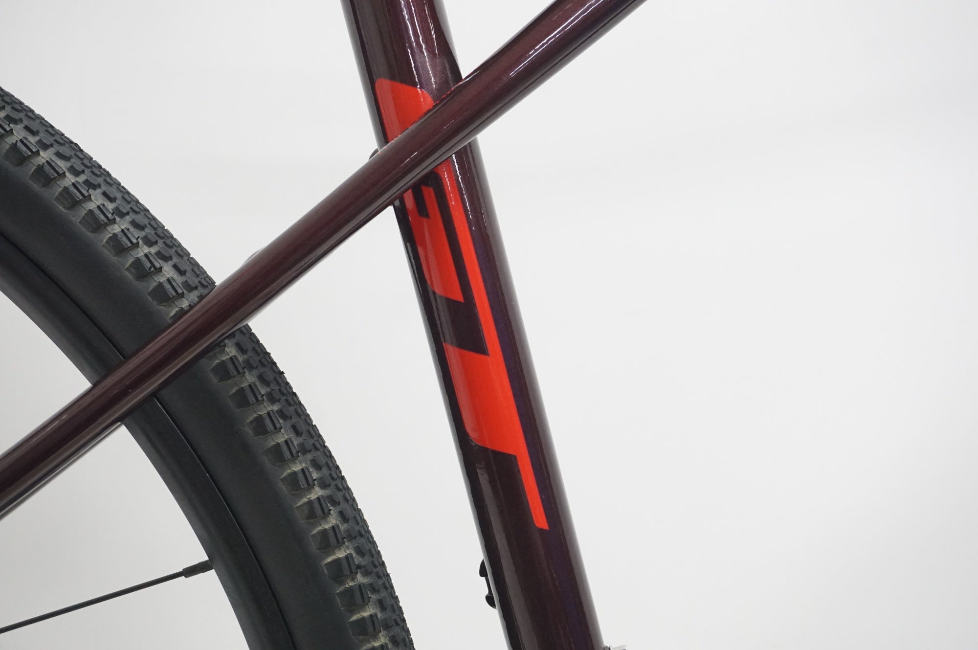 GT 「ジーティー」 GRADE ALLOY ELITE 2020年モデル グラベルロードバイク / 福岡店