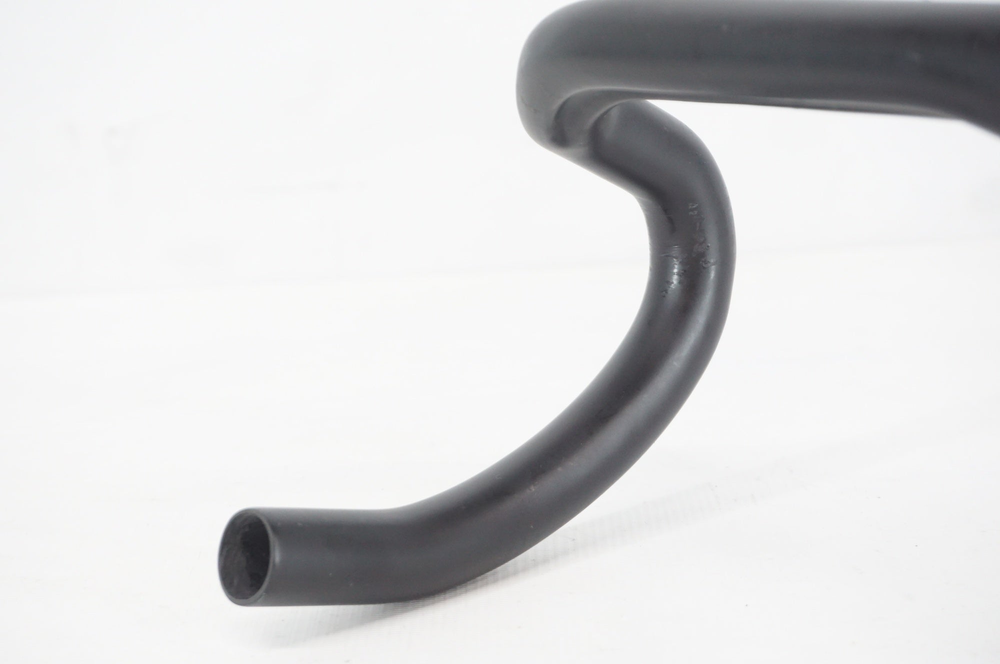 TOSEEK 「トーシーク」 カーボン Φ31.8 380mm ハンドル / 阪急塚口店