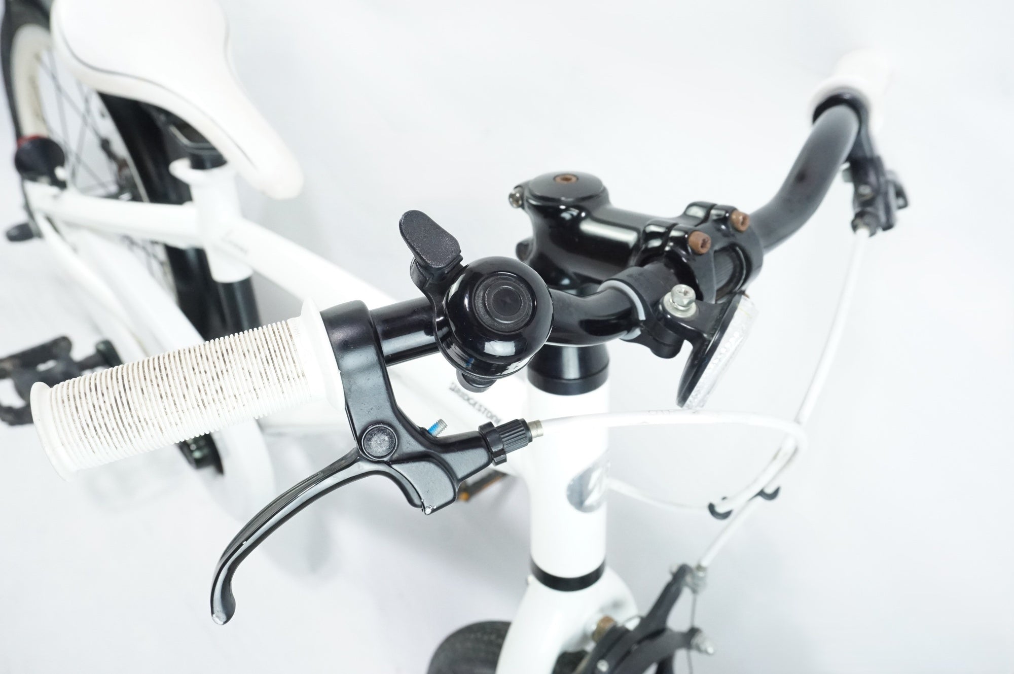 BRIDGESTONE 「ブリヂストン」 LEVENA 18 2020年モデル 18インチ キッズバイク / 中目黒店