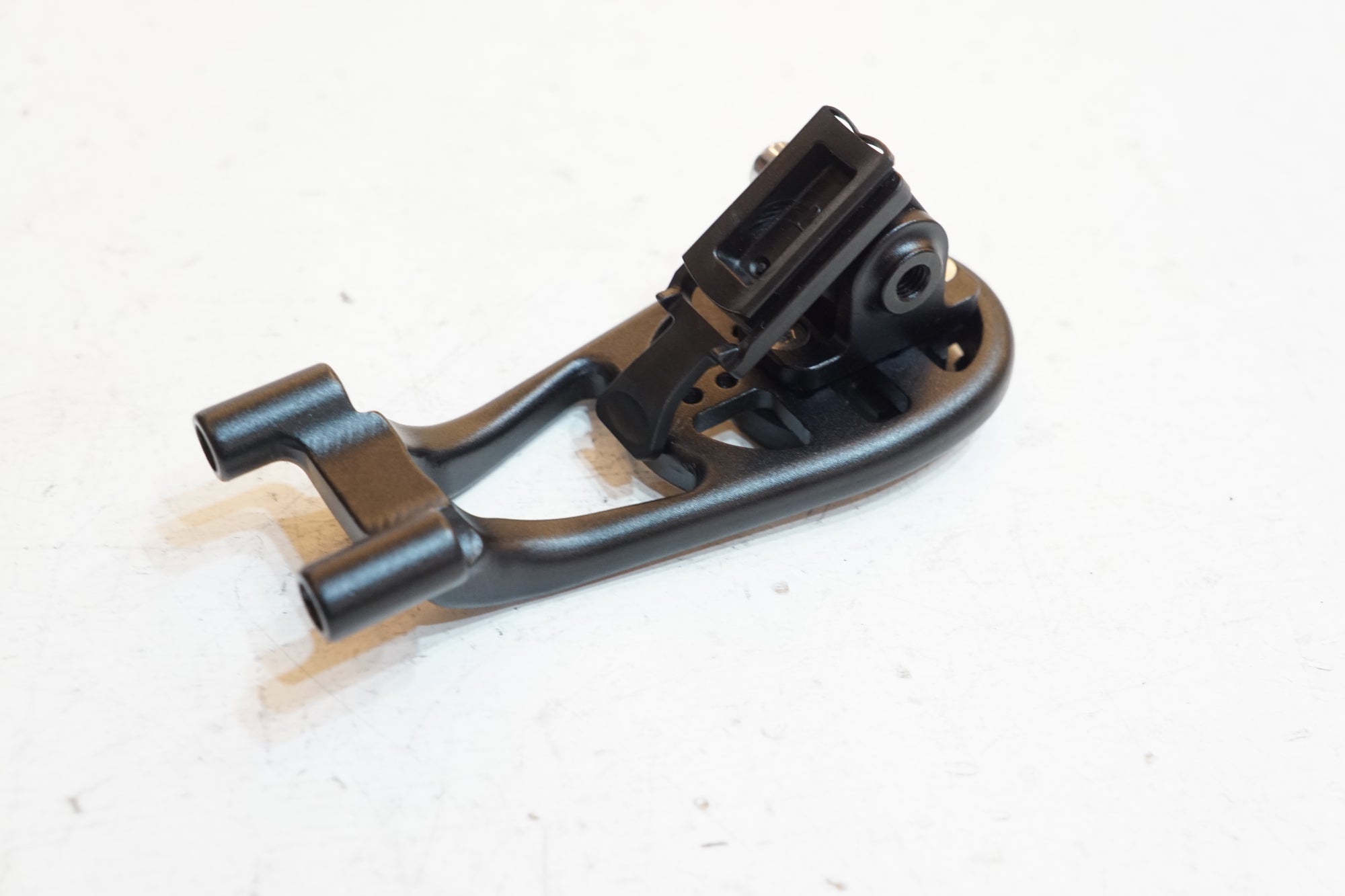 MOST 「モスト」 ITIGER マウント / バイチャリ浦和ベース