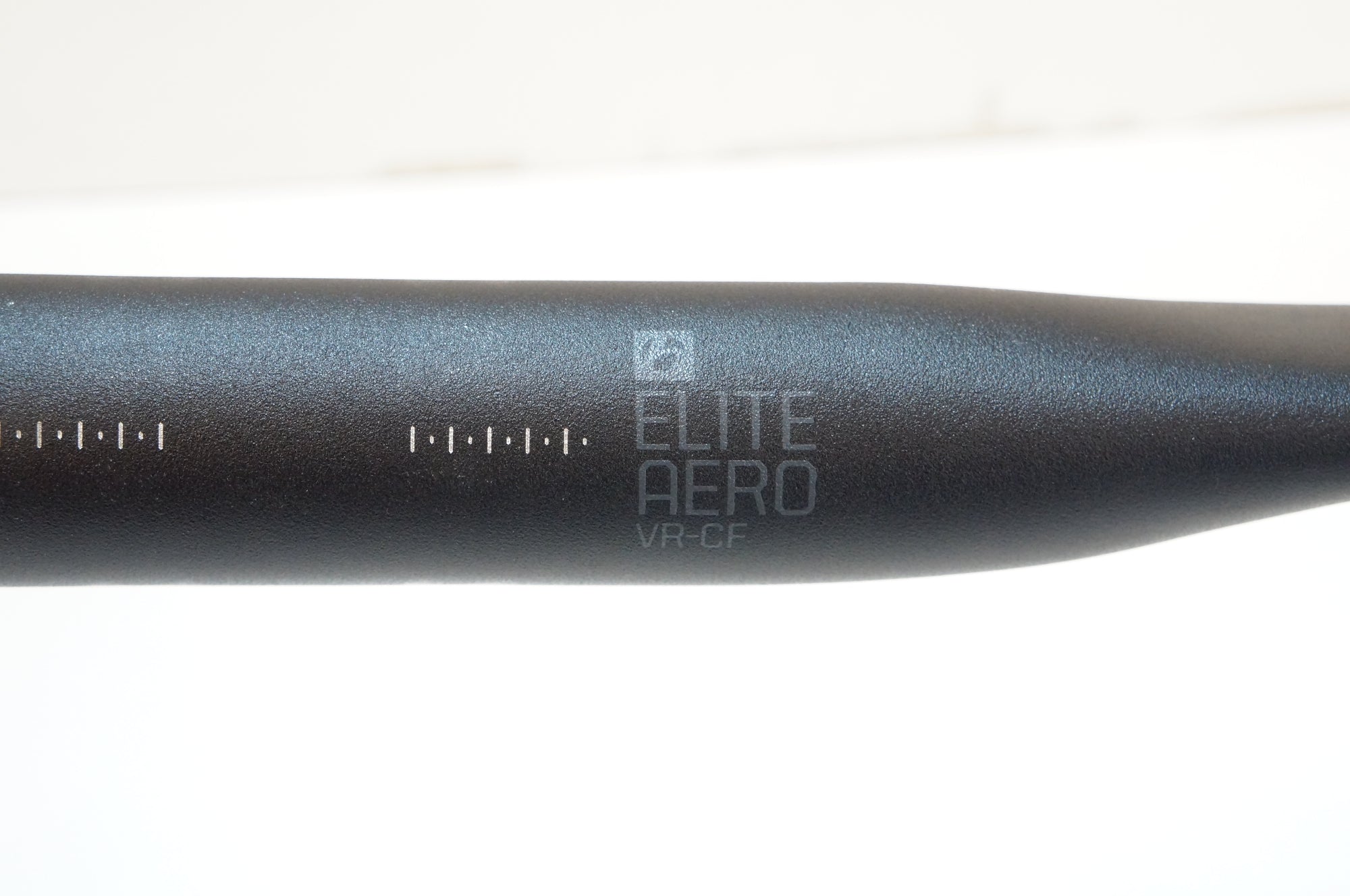 BONTRAGER 「ボントレガー」 ELITE AERO VR-CF φ31.8 420-440 / バイチャリ浦和ベース