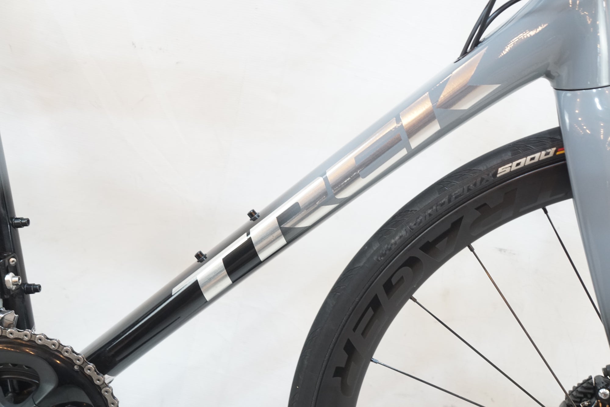 TREK 「トレック」 EMONDA ALR5 DISC 2020年モデル ロードバイク / バイチャリ浦和ベース