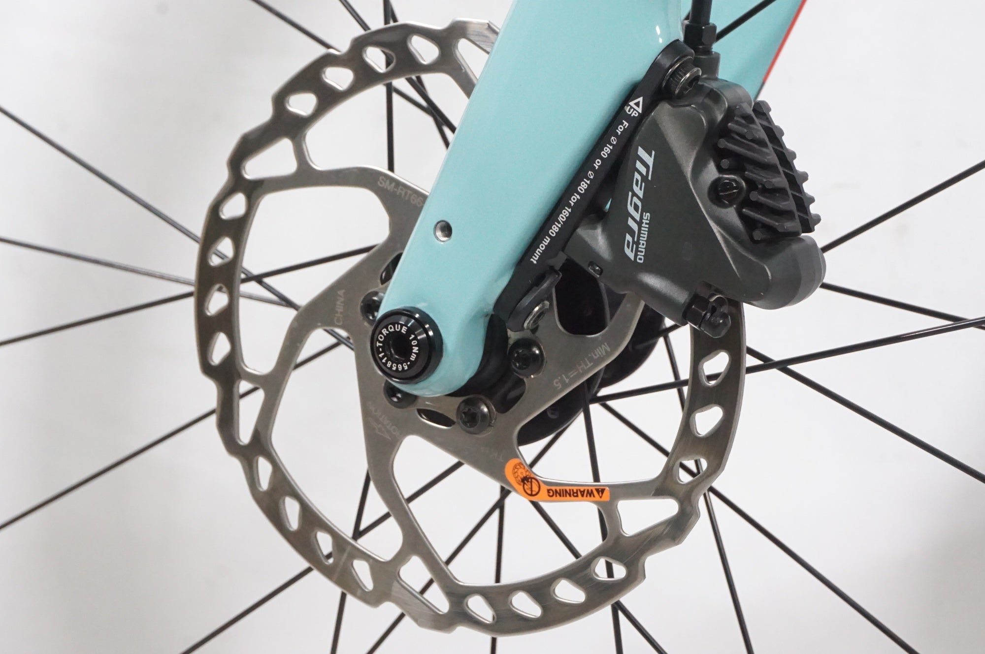 TREK 「トレック」 DOMANE AL4 GEN3 2023年モデル ロードバイク / AKIBA店