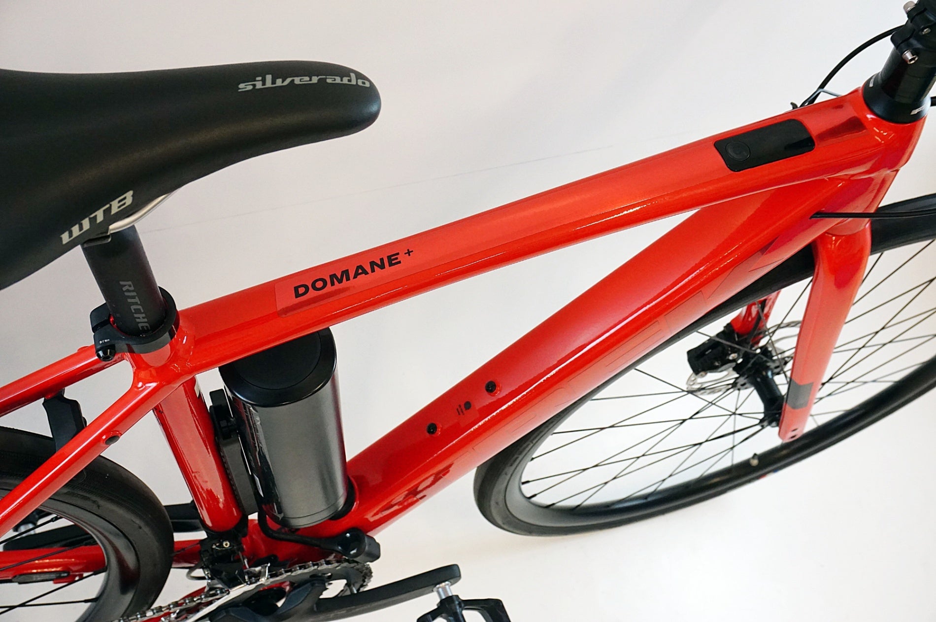 TREK 「トレック」 DOMANE+ AL 5 2023-2024年モデル e-bike / 浜松店