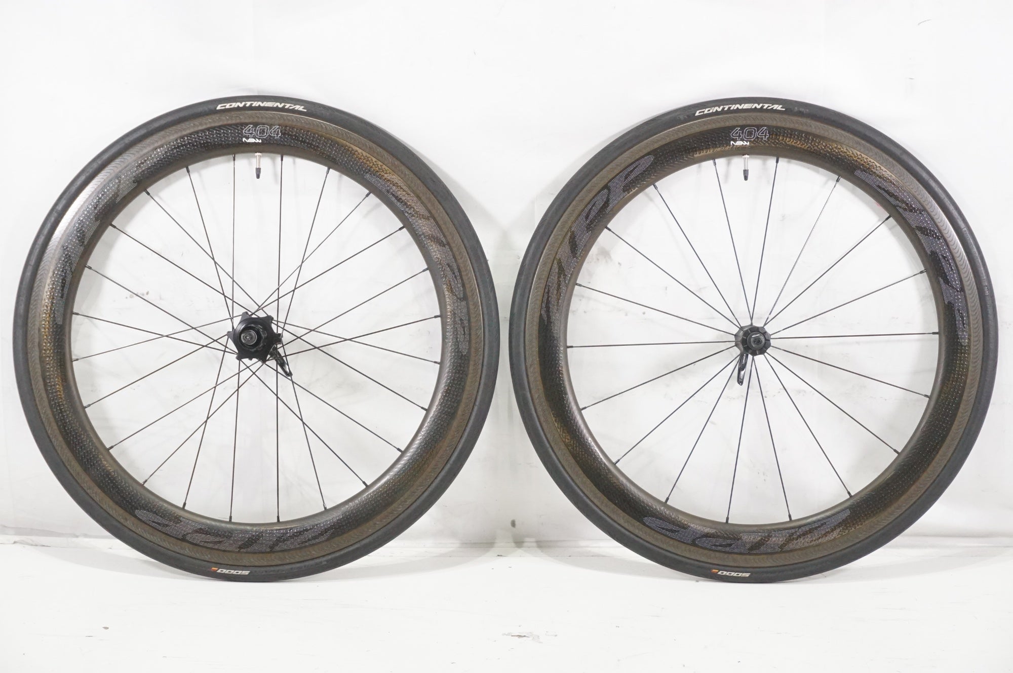 ZIPP 「ジップ」 404 NSW CARBON CLINCHER シマノ11S ホイールセット / AKIBA店