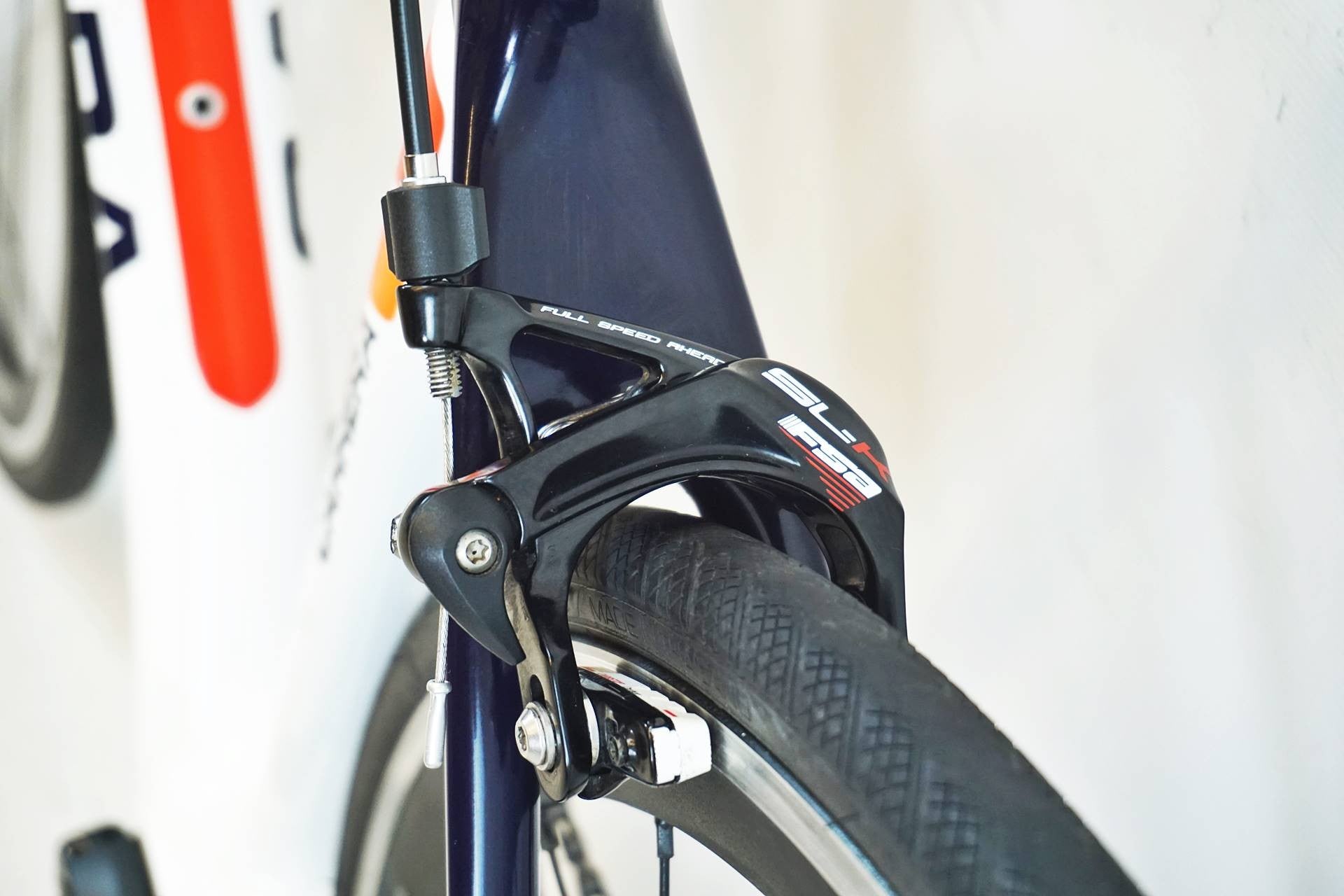 CARRERA 「カレラ」 VELENO TS 2016年モデル ロードバイク / 有明ガーデン店