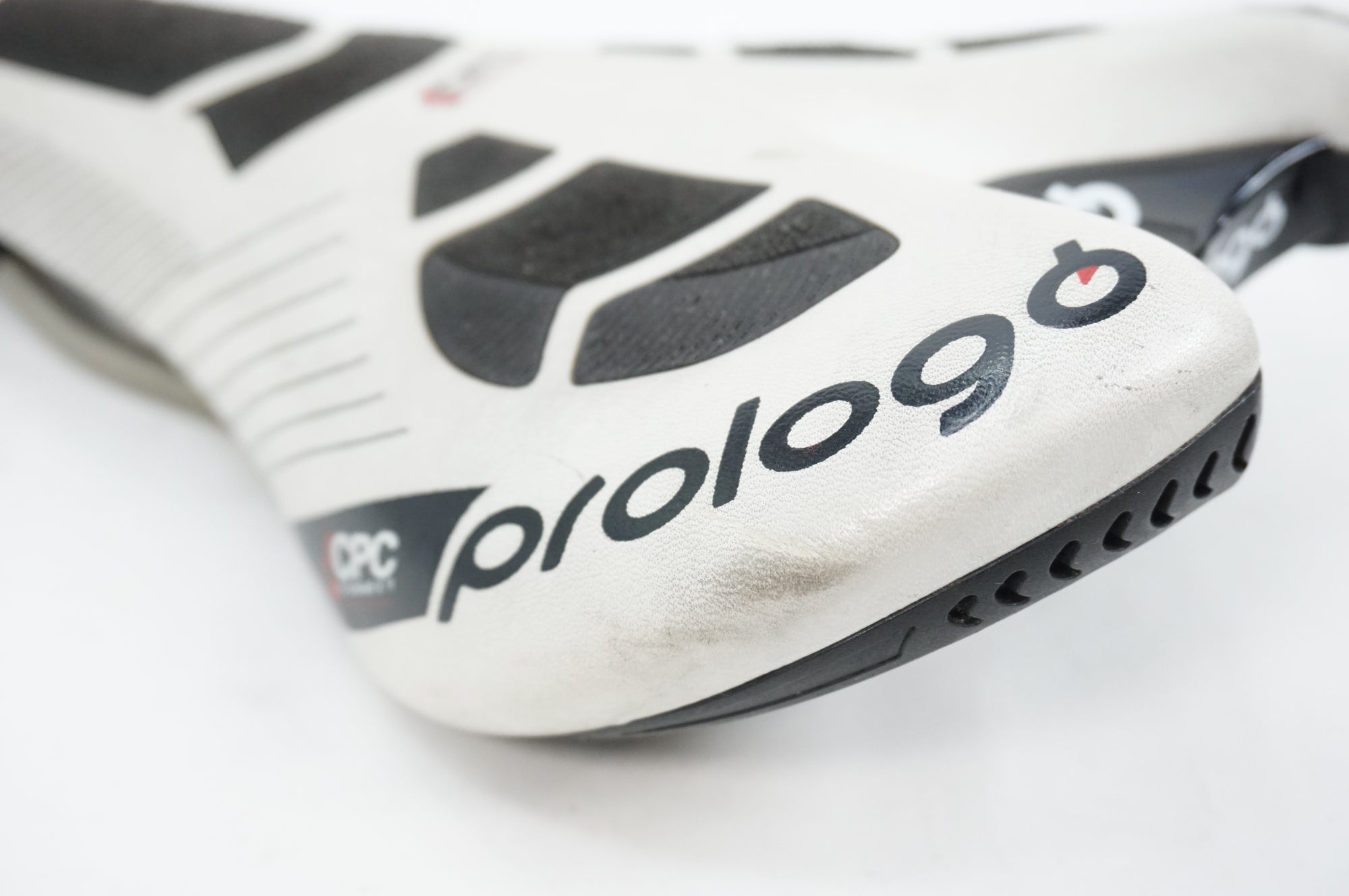 PROLOGO 「プロロゴ」 SCRATCH サドル / 川越店