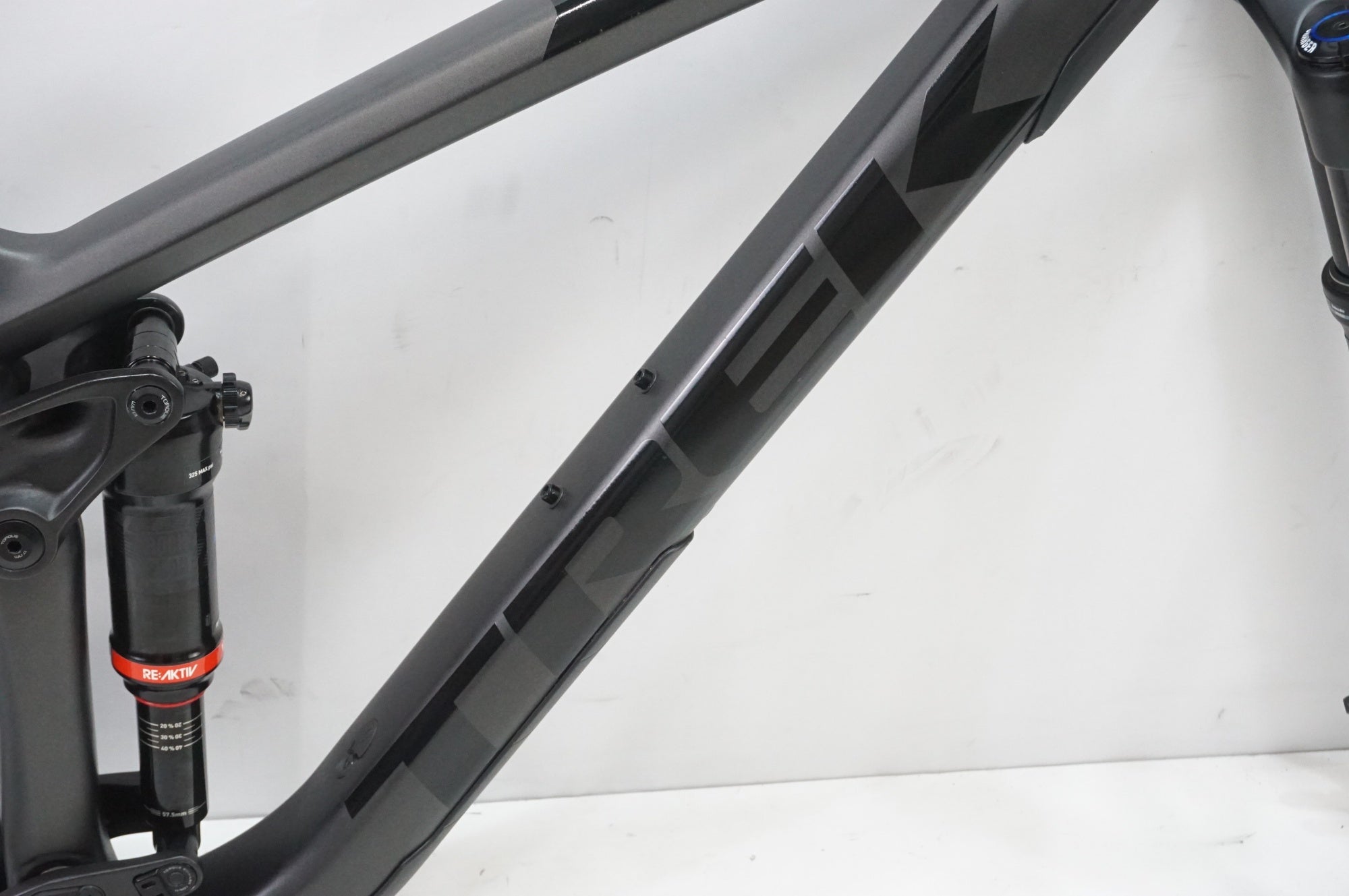 TREK 「トレック」 REMEDY8 27.5 2018年モデル Mサイズ フレームセット / 大宮店