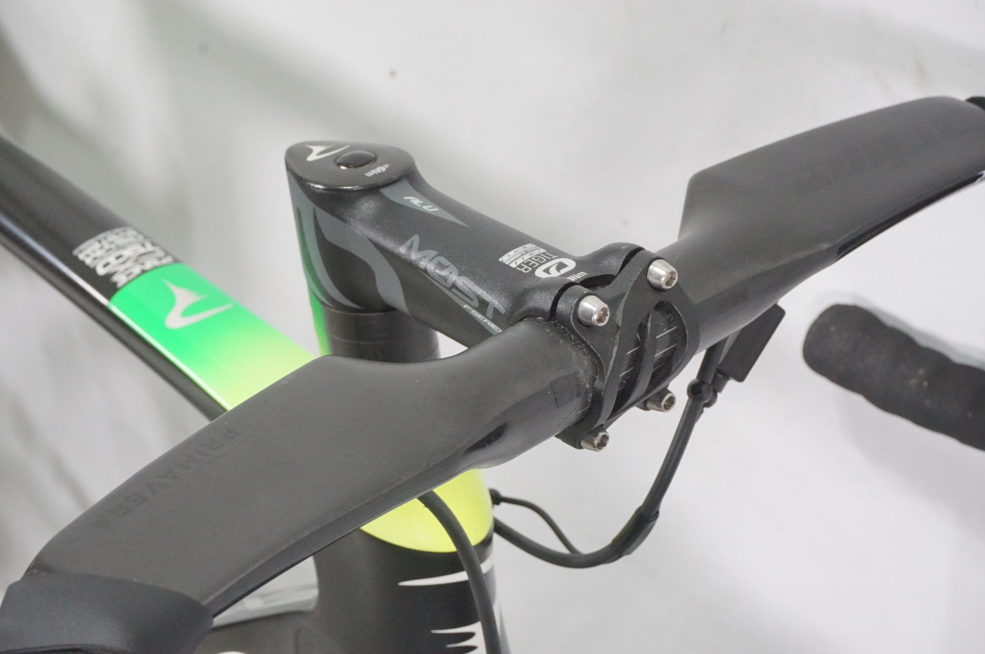 PINARELLO 「ピナレロ」 PRINCE FX 2019年モデル カスタム ロードバイク / AKIBA店