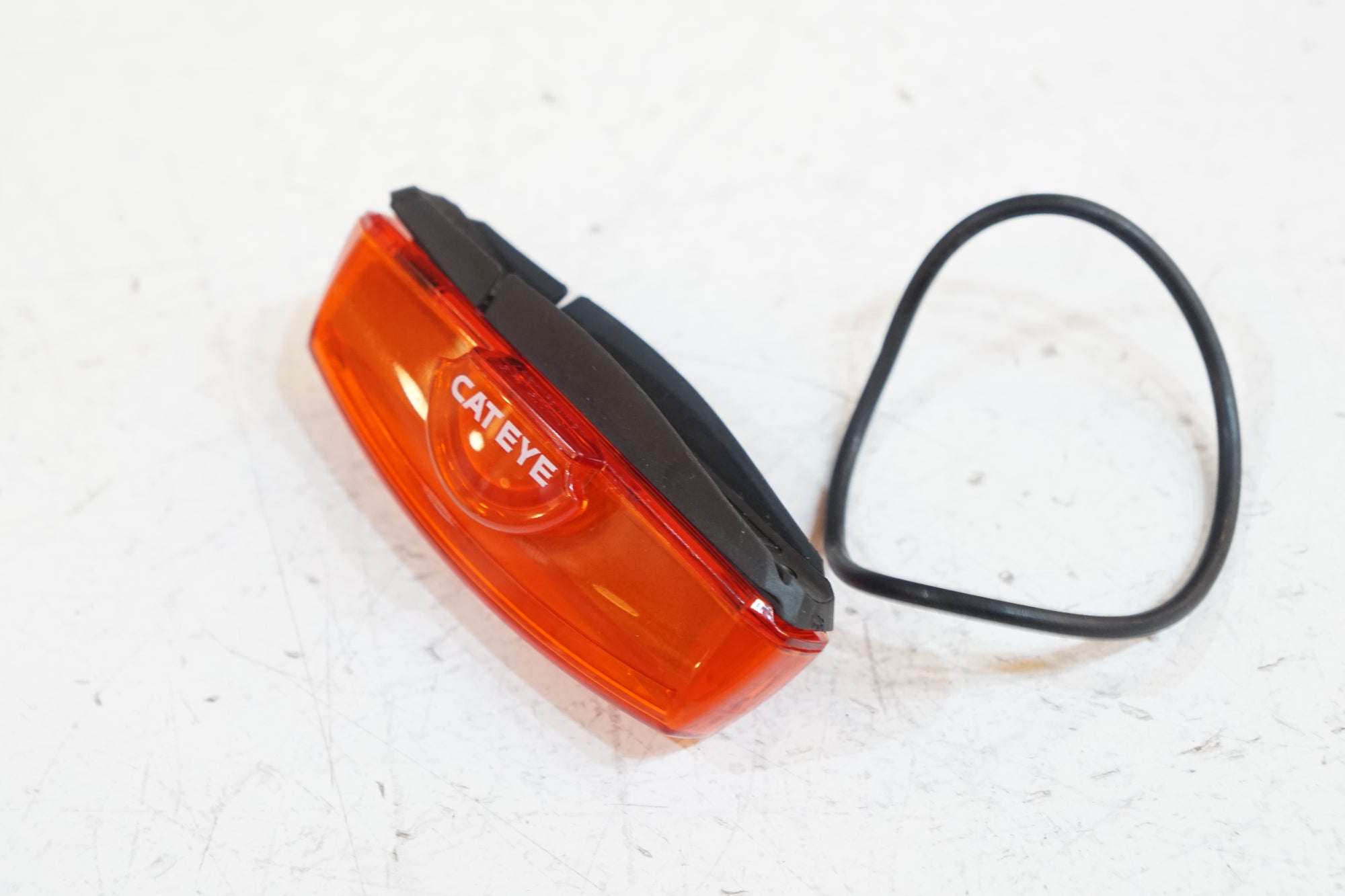CATEYE 「キャットアイ」 RAPID X リアライト / バイチャリ浦和ベース