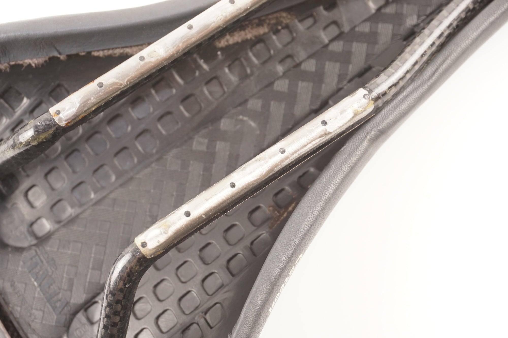 SELLE ITALIA 「セライタリア」 FLITE CARBON サドル / 中目黒店