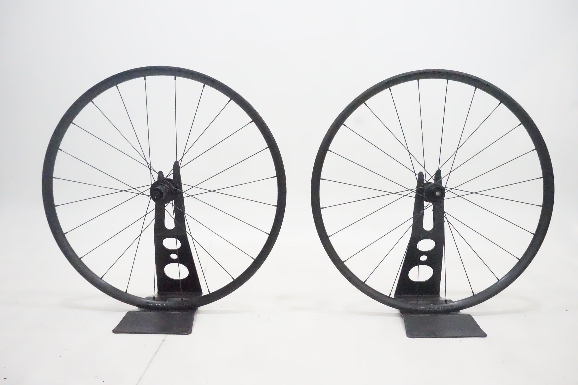 ボントレガー　PARADIGM SL ホイール+タイヤ前後セット　送料込み BONTRAGER 「ボントレガー」 PARADIGM SL シマノ11S ホイール