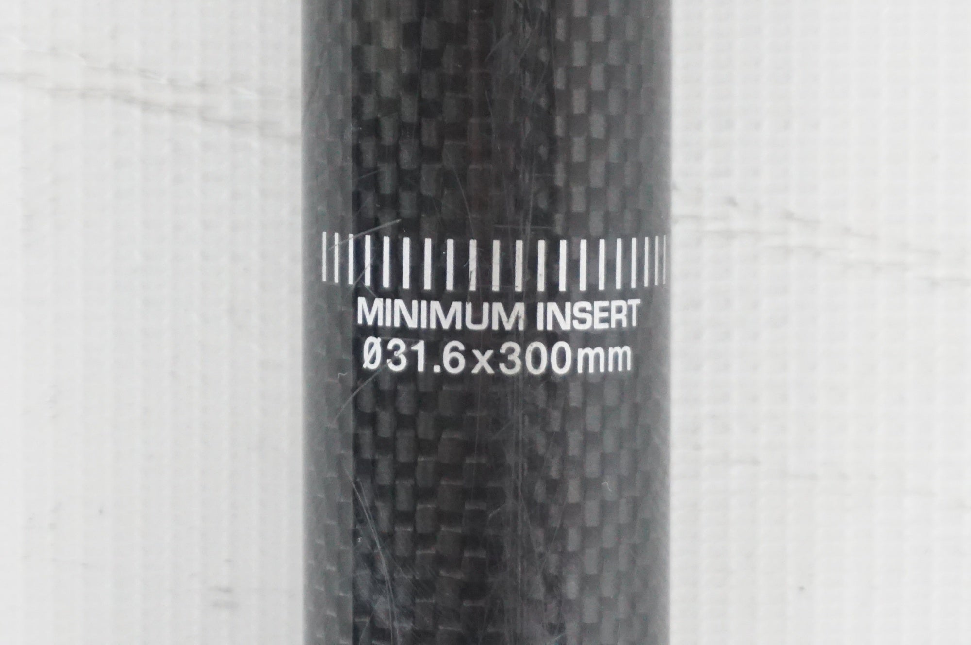 MOST 「モスト」 カーボン Φ31.6 300mm シートポスト / 阪急塚口店