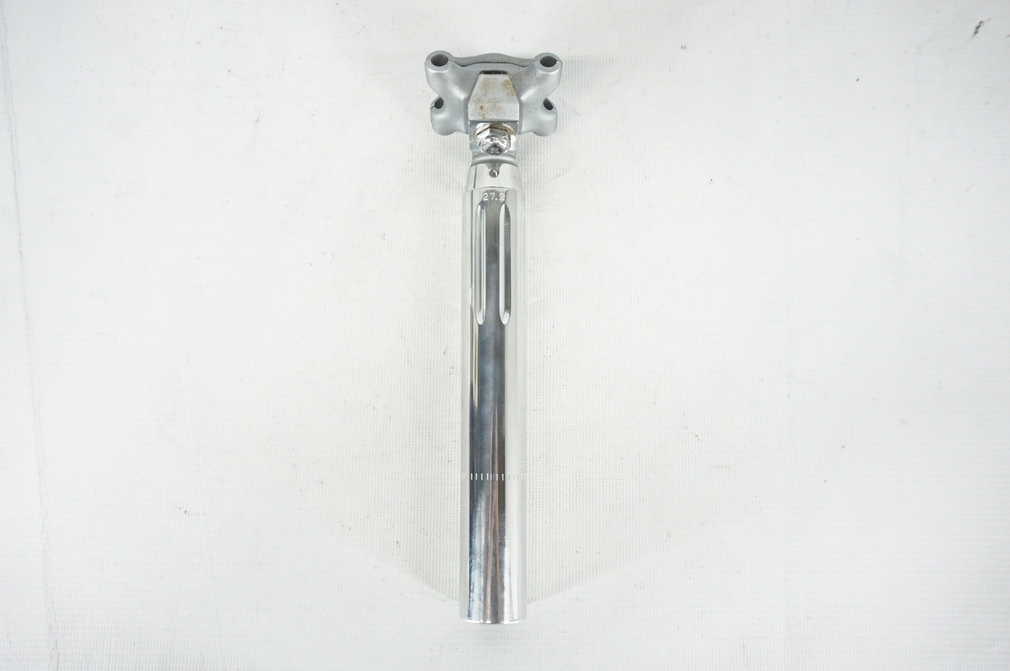 CAMPAGNOLO 「カンパニョーロ」 SUPER RECORD 50周年 Φ27.2 215mm シートポスト / 阪急塚口店