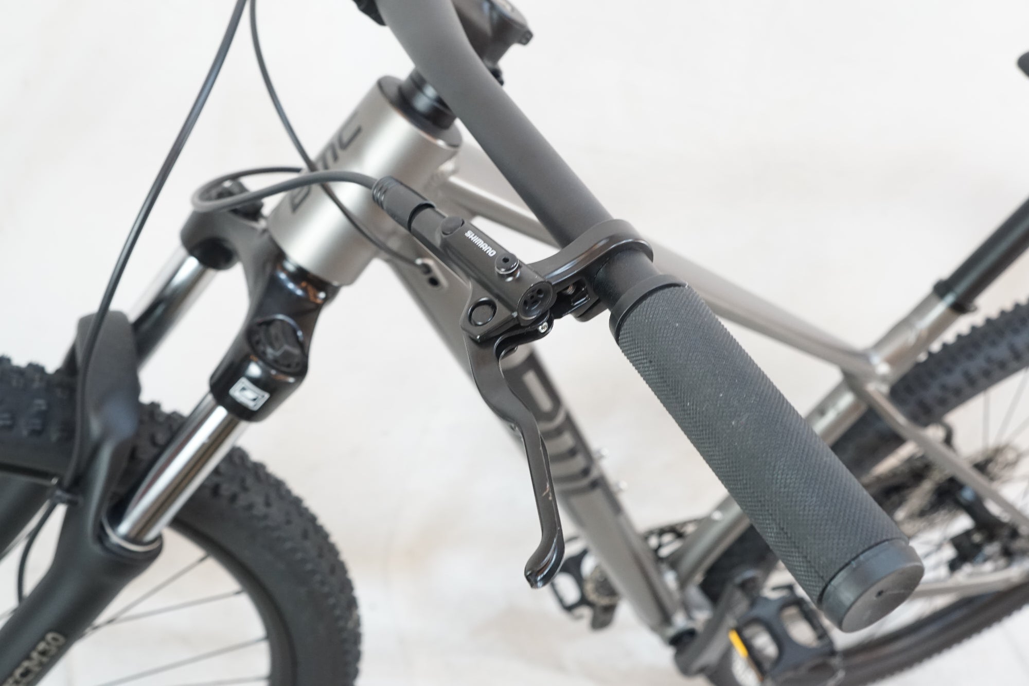 BMC 「ビーエムシー」 TWOSTROKE AL SIX 2022年モデル マウンテンバイク / バイチャリ浦和ベース