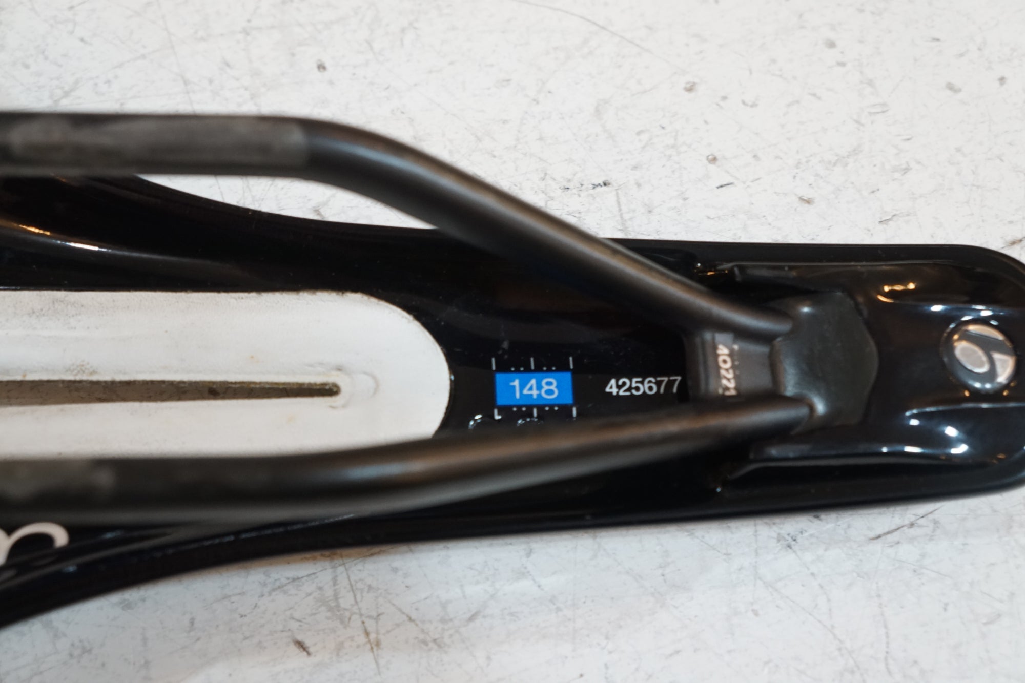 BONTRAGER 「ボントレガー」 PARADIGM XXX CARBON サドル / バイチャリ浦和ベース