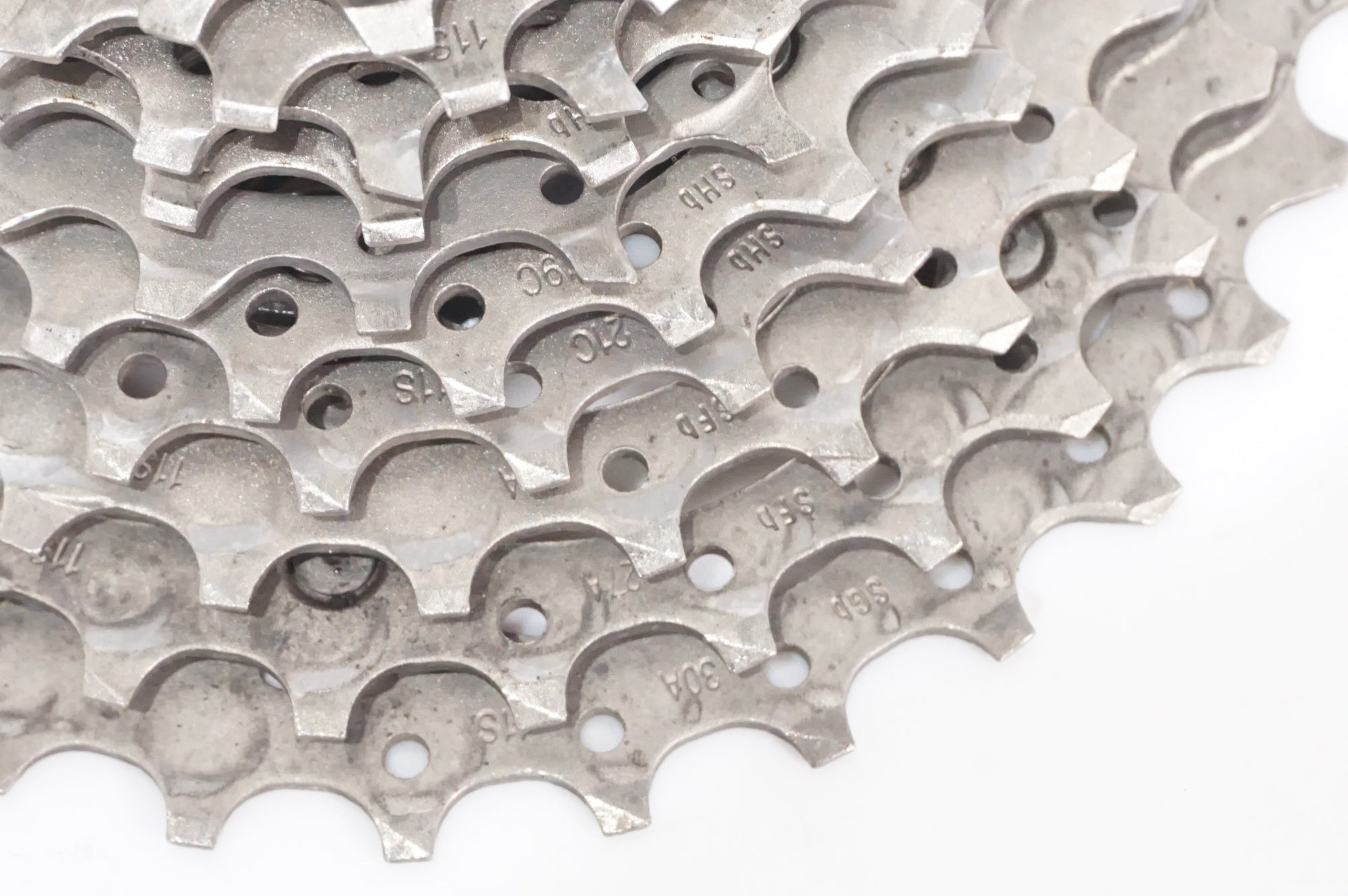 SHIMANO 「シマノ」 ULTEGRA CS-R8000 11-30T スプロケット / AKIBA店