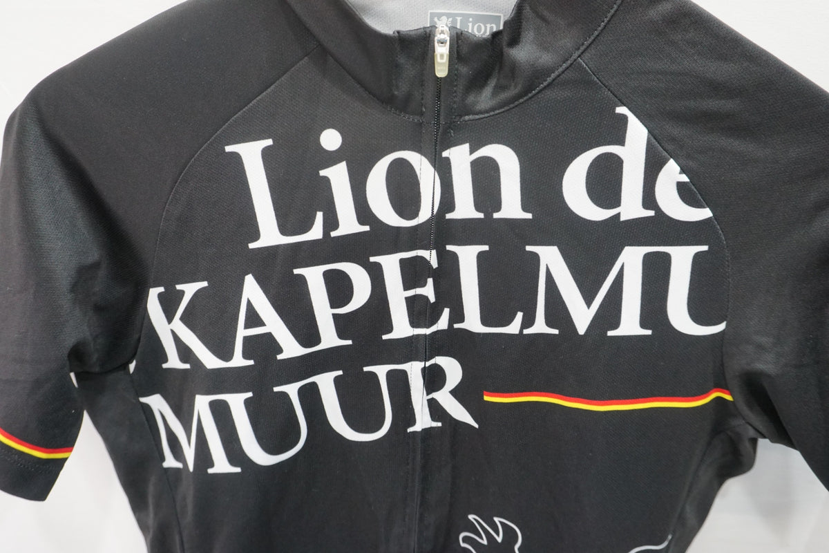 LION DE KAPELMUUR 「リオンドカペルミュール」 Mサイズ サイクルジャージ / 大宮店